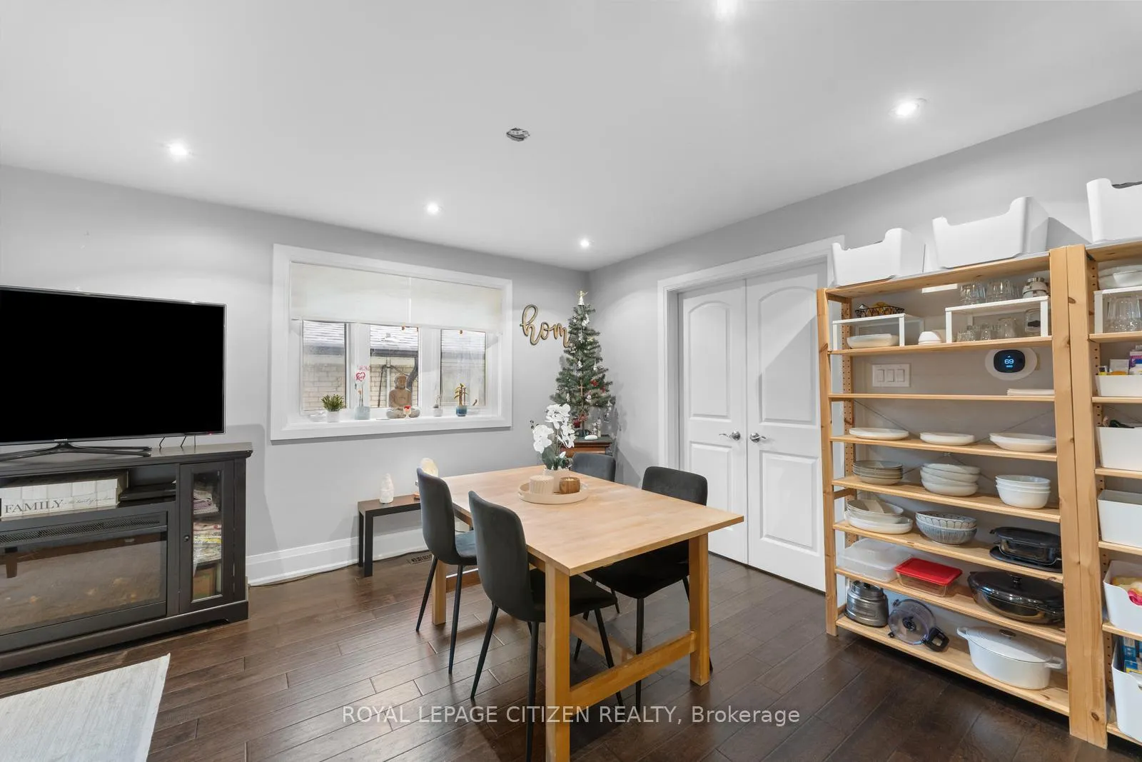 Photo 7 of 43 Railway Street, Vaughan, Maple — HOMEH