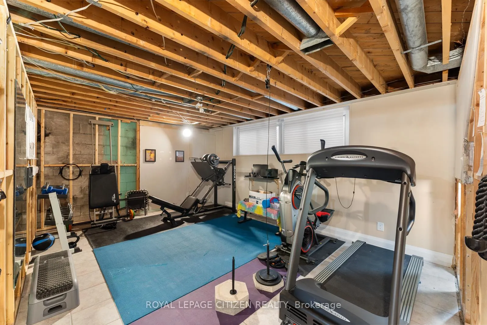 Photo 17 of 43 Railway Street, Vaughan, Maple — HOMEH