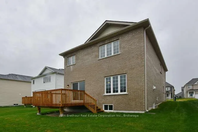Photo 29 of 241 Mckenzie Drive, Clearview, Stayner — HOMEH