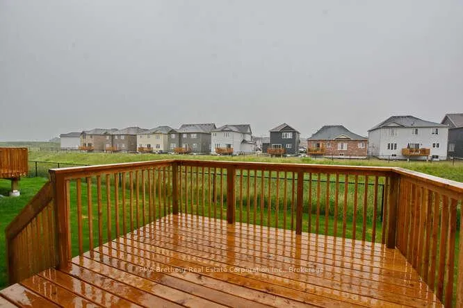 Photo 30 of 241 Mckenzie Drive, Clearview, Stayner — HOMEH