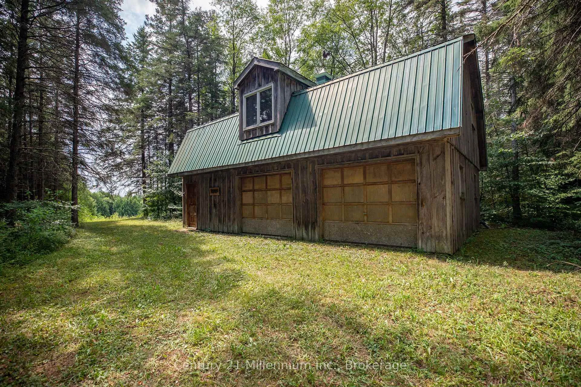 Photo 2 of 264701 Southgate 26 Road, Southgate — HOMEH