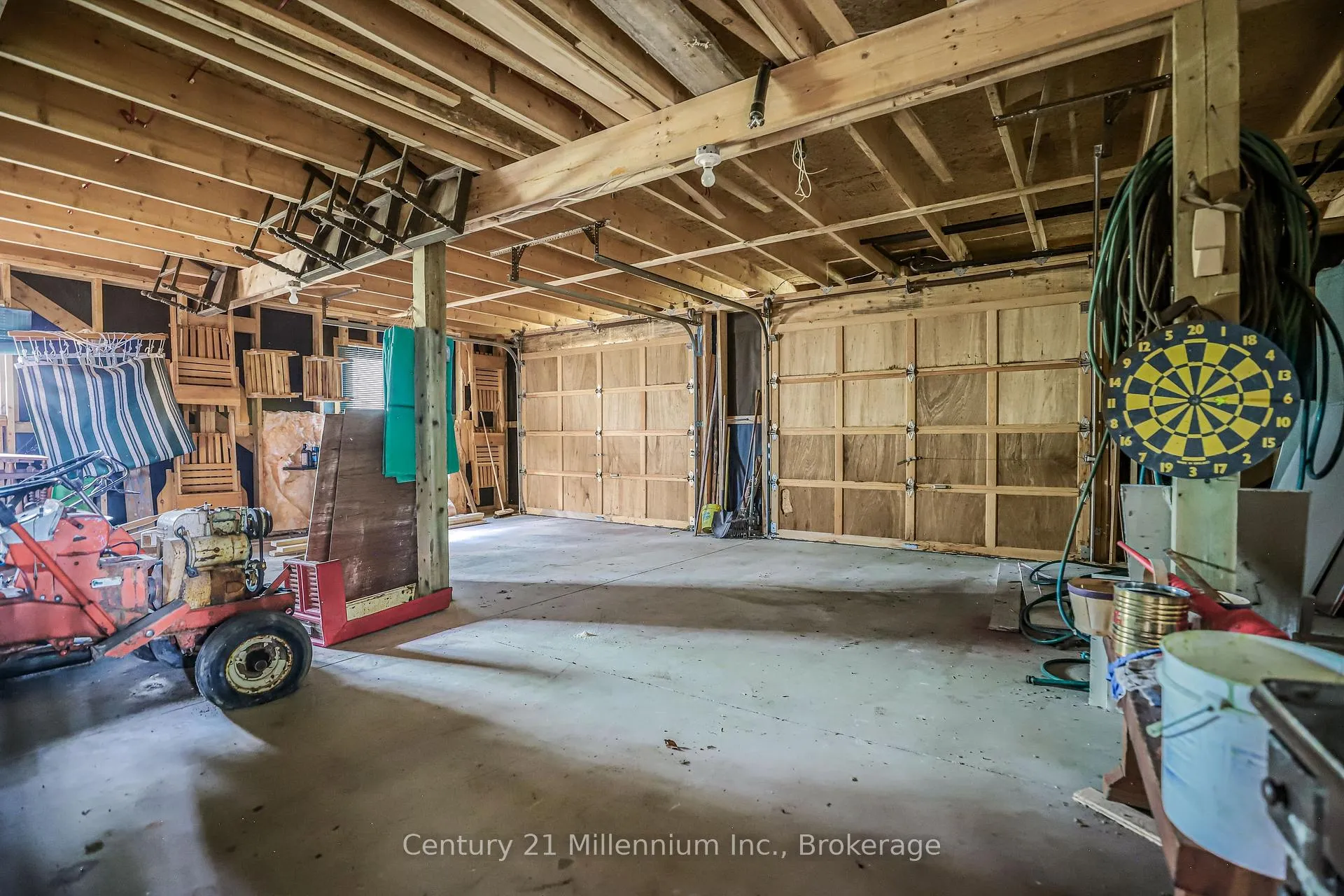 Photo 22 of 264701 Southgate 26 Road, Southgate — HOMEH