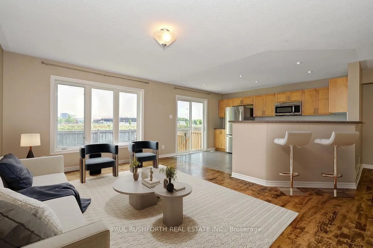 Photo 6 of 1601 Haydon Circle, Ottawa, Barrhaven - Heritage Park — HOMEH