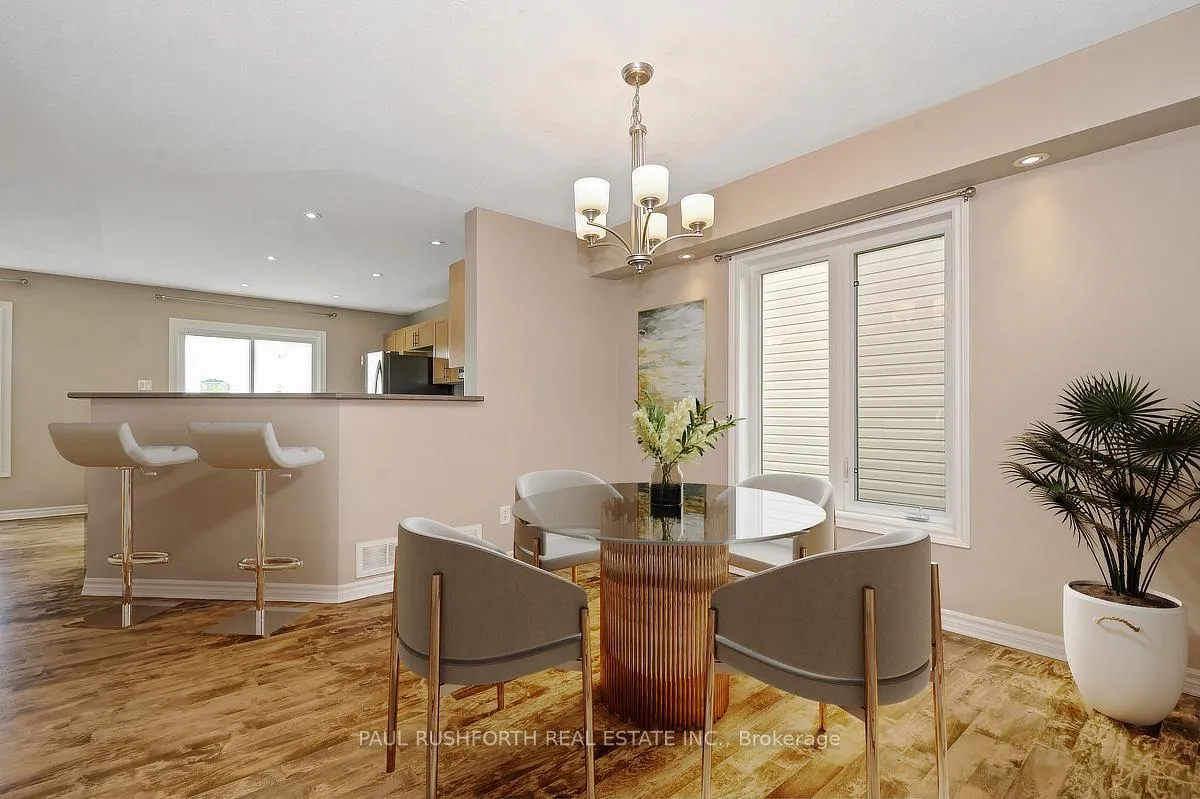 Photo 12 of 1601 Haydon Circle, Ottawa, Barrhaven - Heritage Park — HOMEH