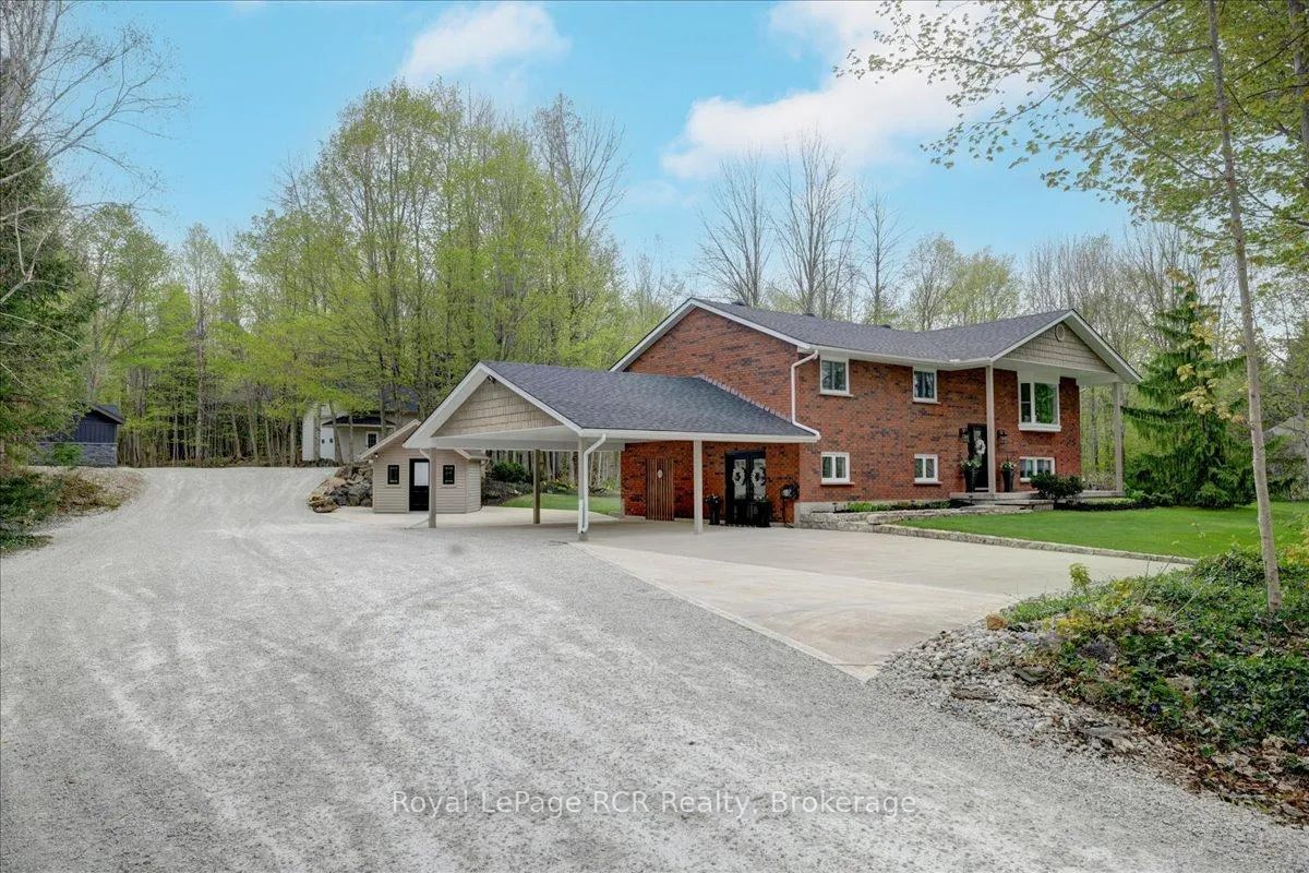 Front of 103488 Grey 18 Road