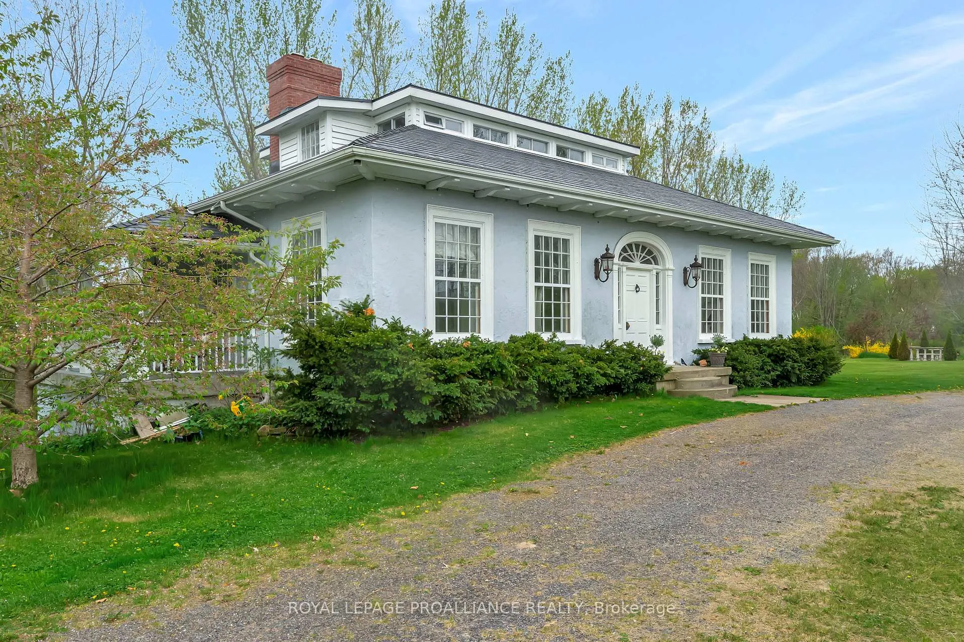 Photo 3 of 1479 Lakeside Drive, Prince Edward County, Ameliasburgh — HOMEH