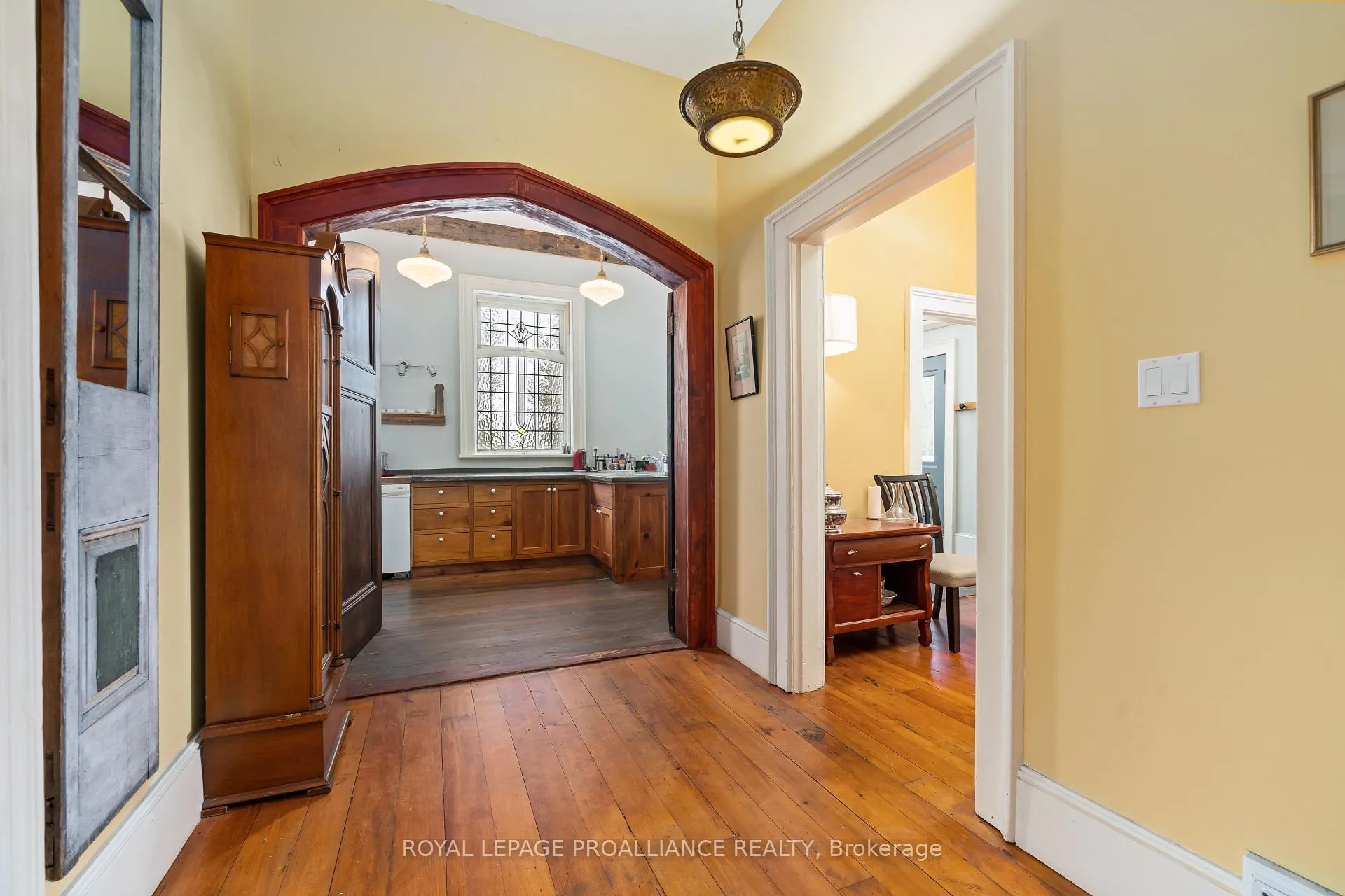 Photo 9 of 1479 Lakeside Drive, Prince Edward County, Ameliasburgh — HOMEH