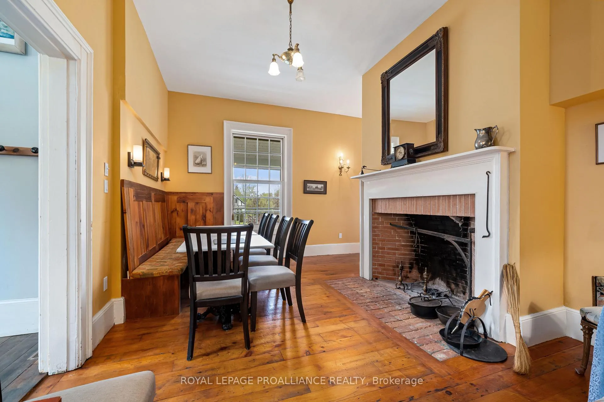 Photo 13 of 1479 Lakeside Drive, Prince Edward County, Ameliasburgh — HOMEH