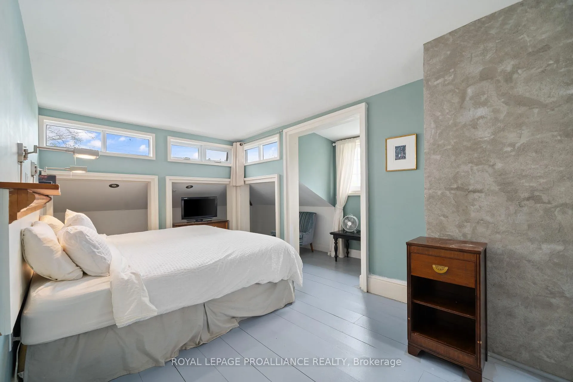 Photo 22 of 1479 Lakeside Drive, Prince Edward County, Ameliasburgh — HOMEH