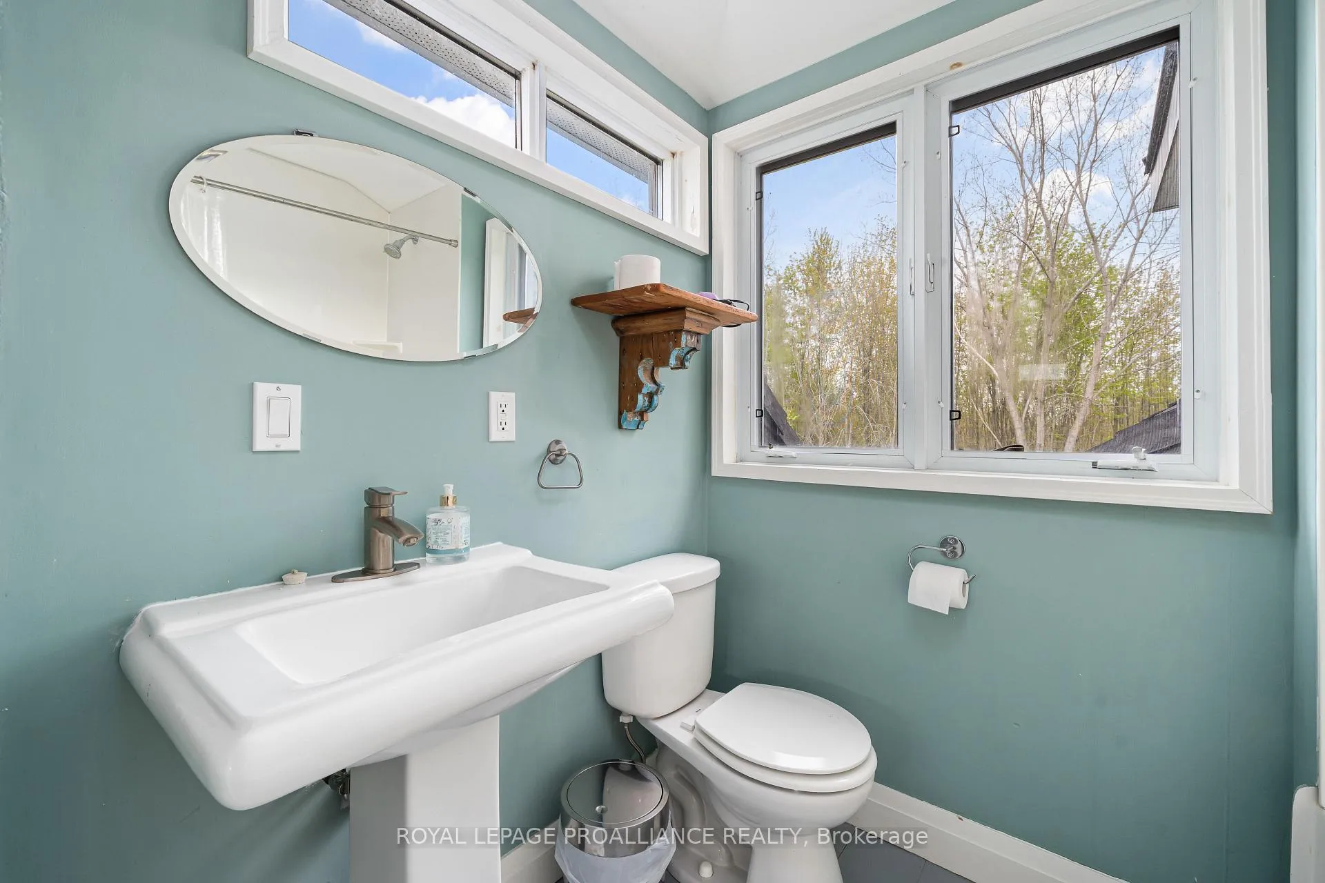 Photo 24 of 1479 Lakeside Drive, Prince Edward County, Ameliasburgh — HOMEH