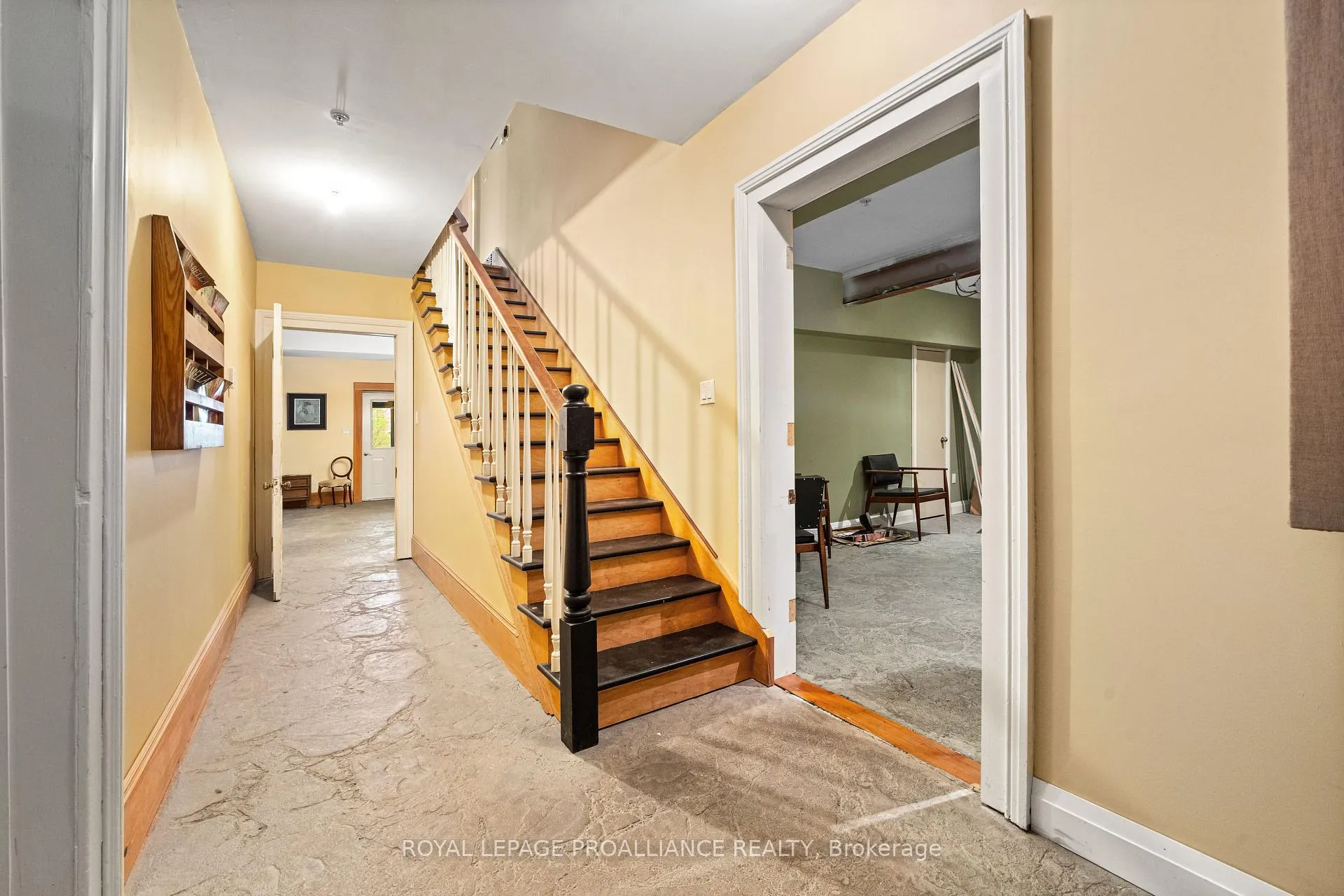 Photo 27 of 1479 Lakeside Drive, Prince Edward County, Ameliasburgh — HOMEH