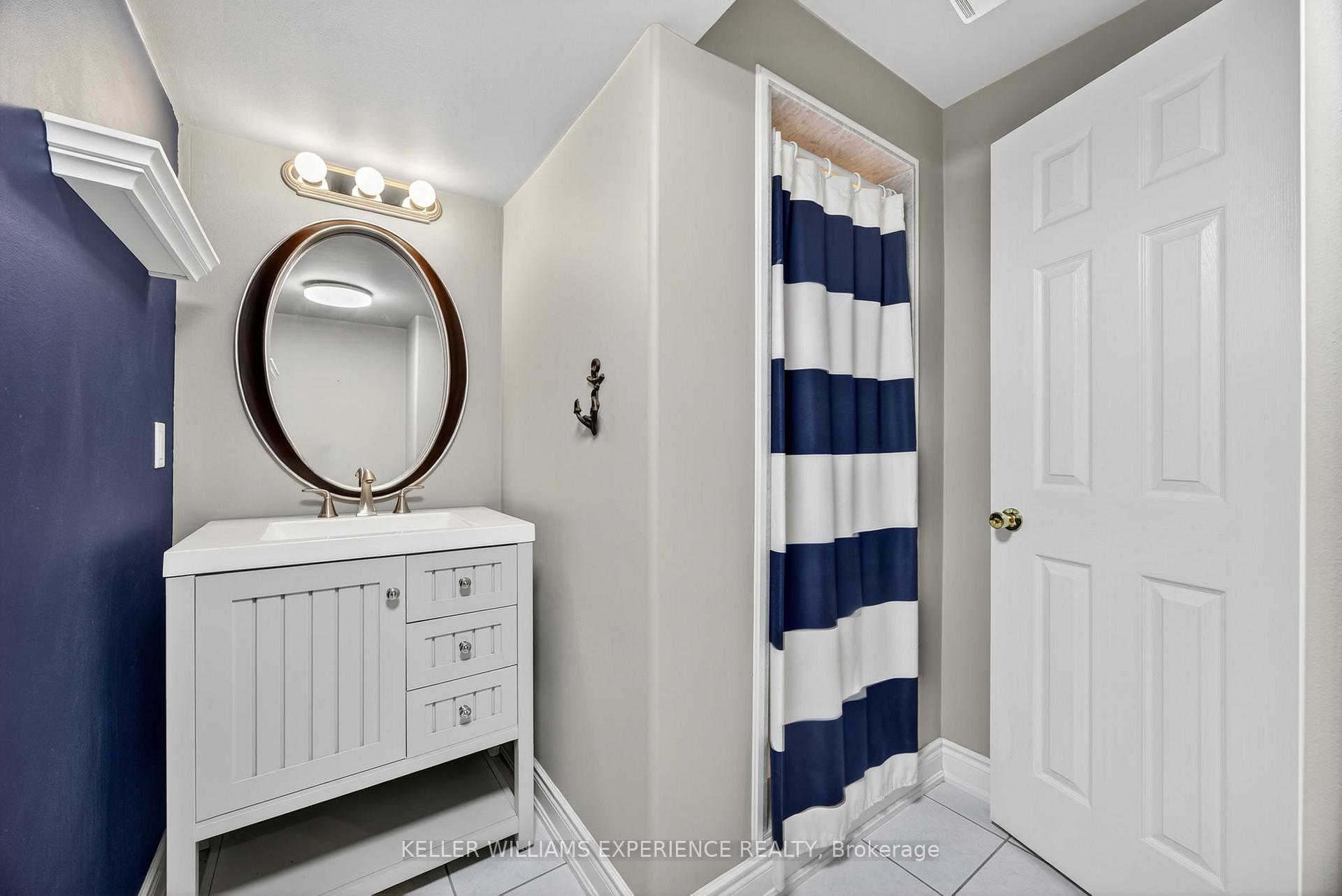 Photo 32 of 122 Emms Drive, Barrie, Holly — HOMEH
