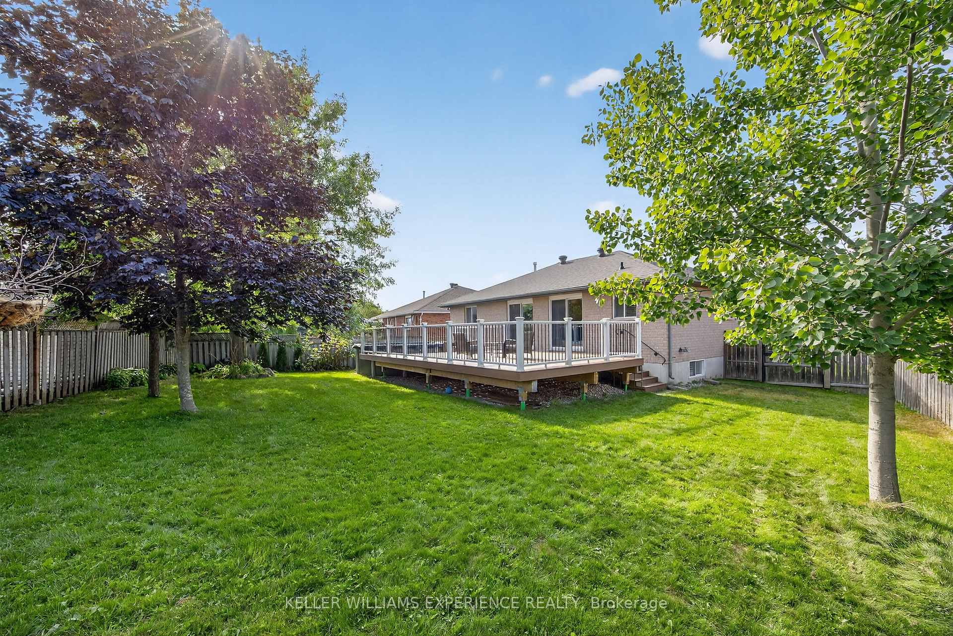Photo 38 of 122 Emms Drive, Barrie, Holly — HOMEH