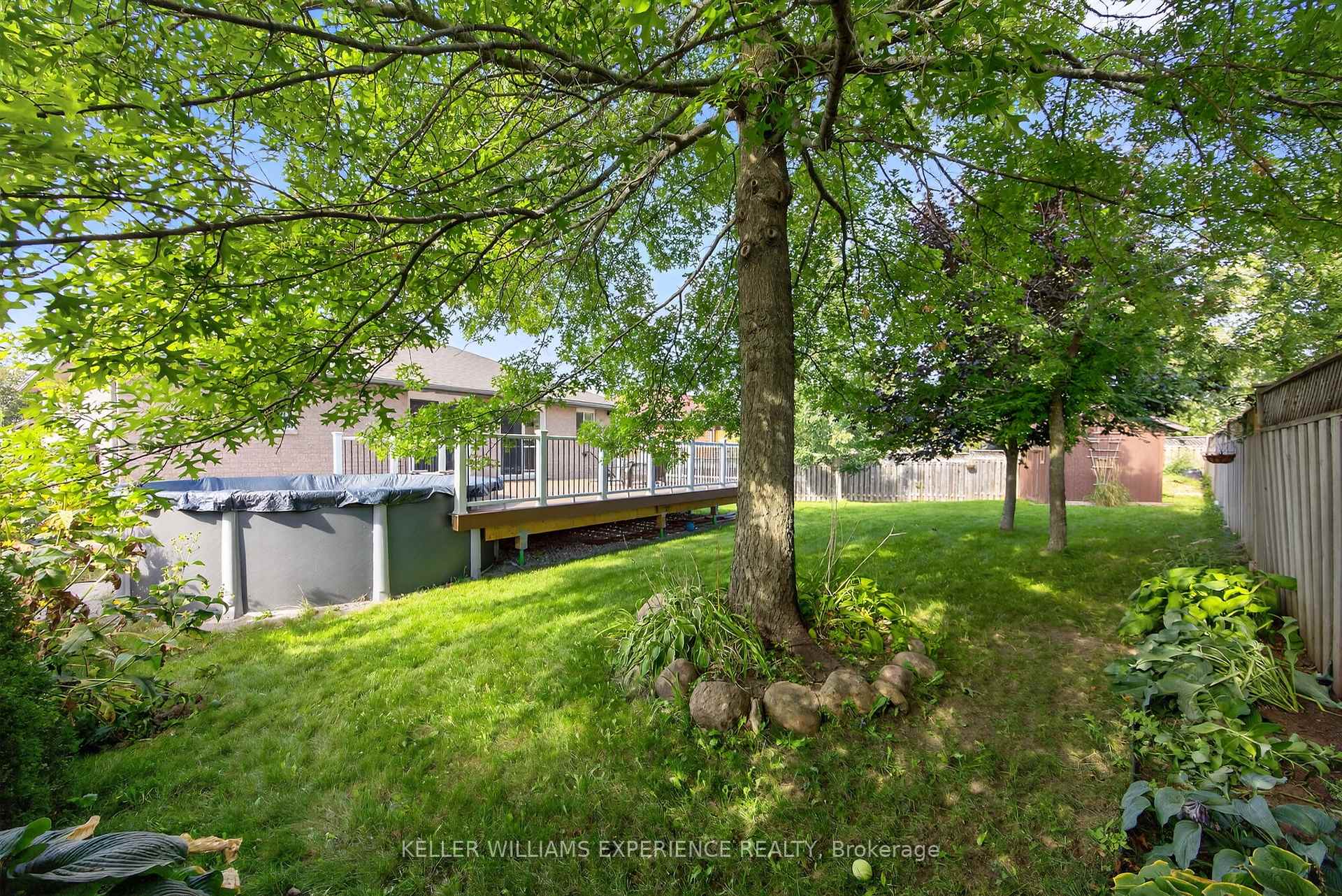Photo 40 of 122 Emms Drive, Barrie, Holly — HOMEH
