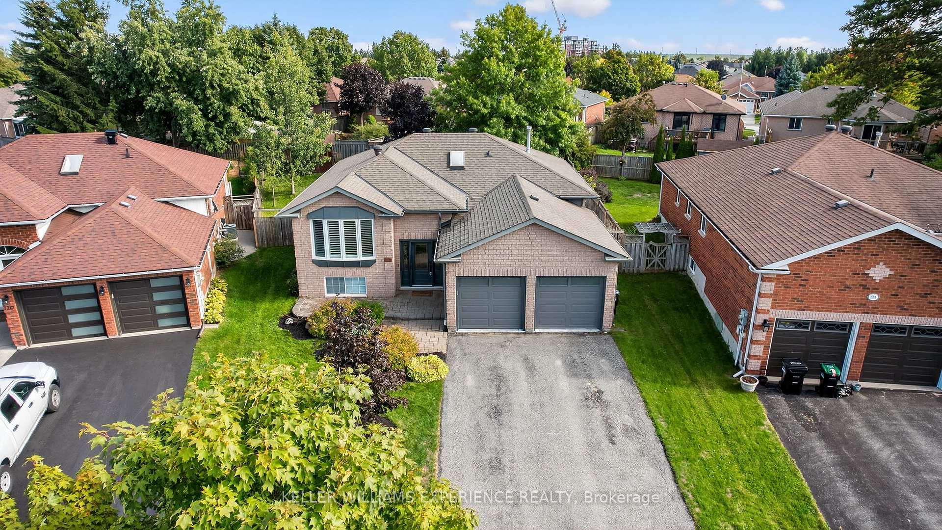 Photo 42 of 122 Emms Drive, Barrie, Holly — HOMEH