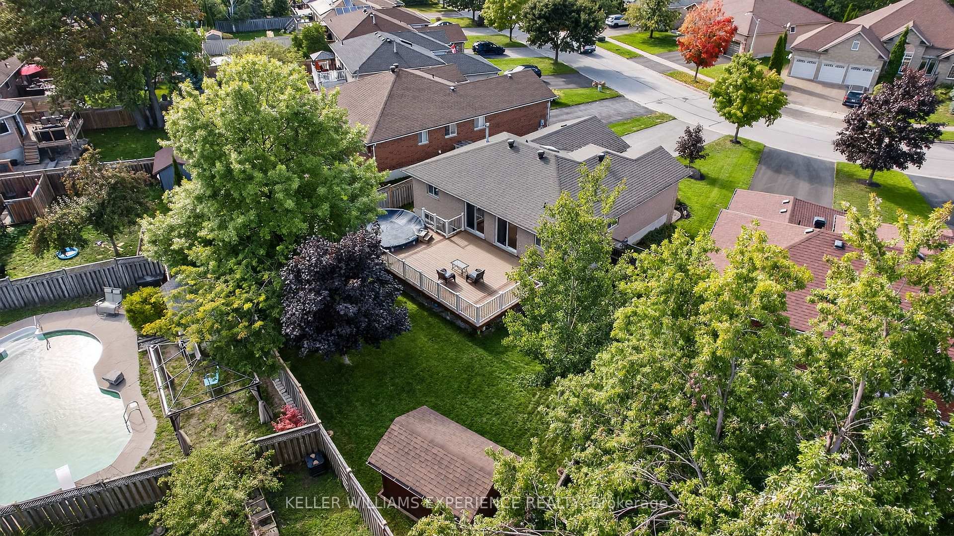 Photo 44 of 122 Emms Drive, Barrie, Holly — HOMEH