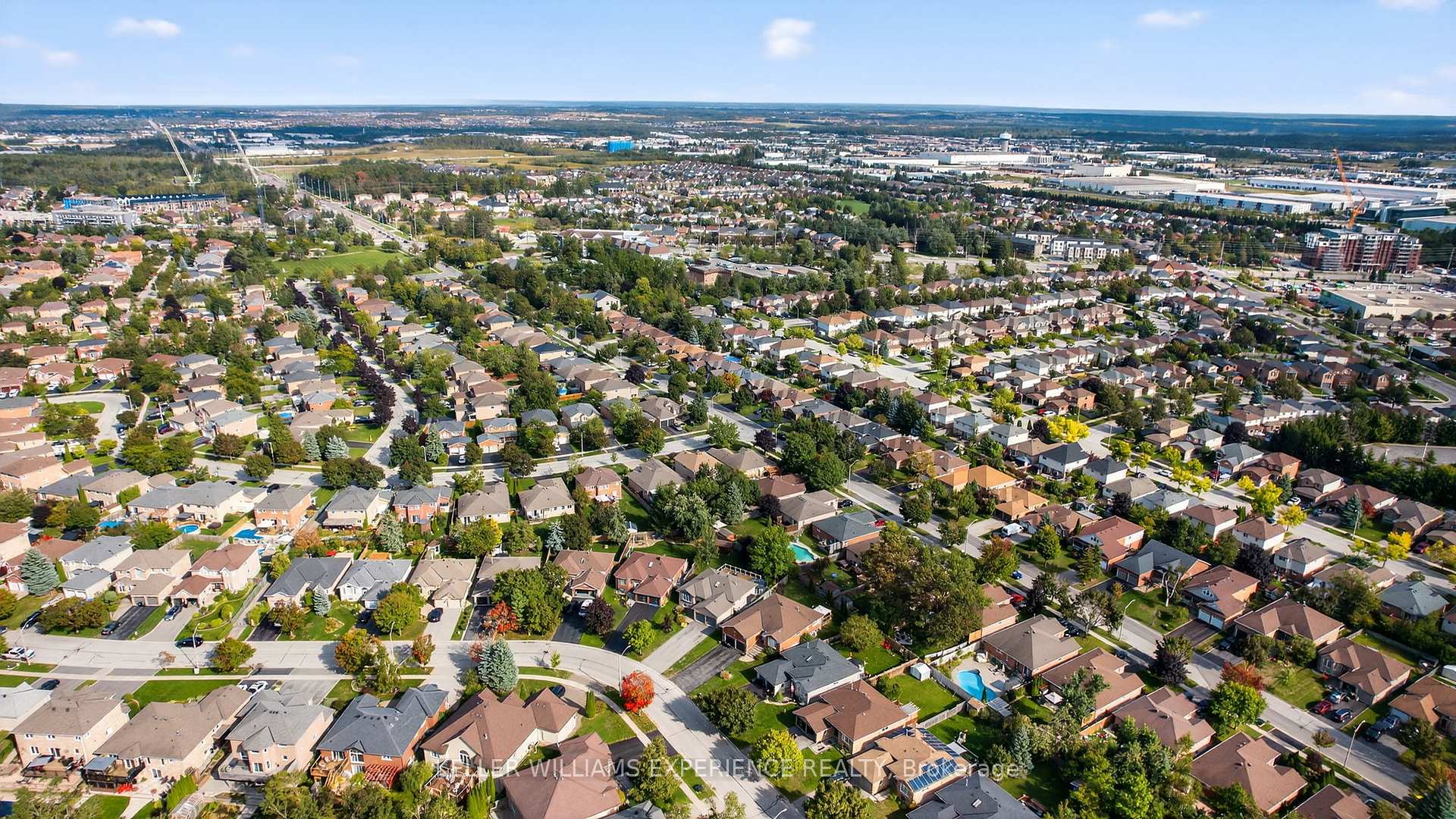 Photo 50 of 122 Emms Drive, Barrie, Holly — HOMEH
