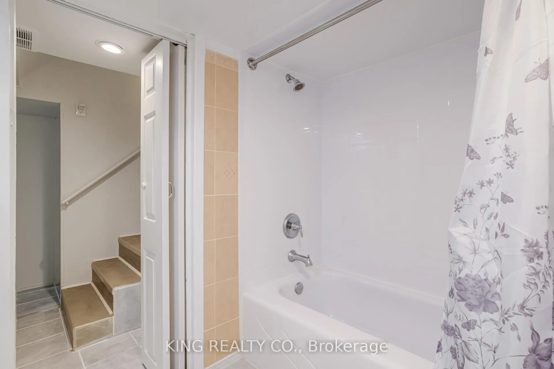 Photo 20 of 116 Brock Street, Kitchener — HOMEH