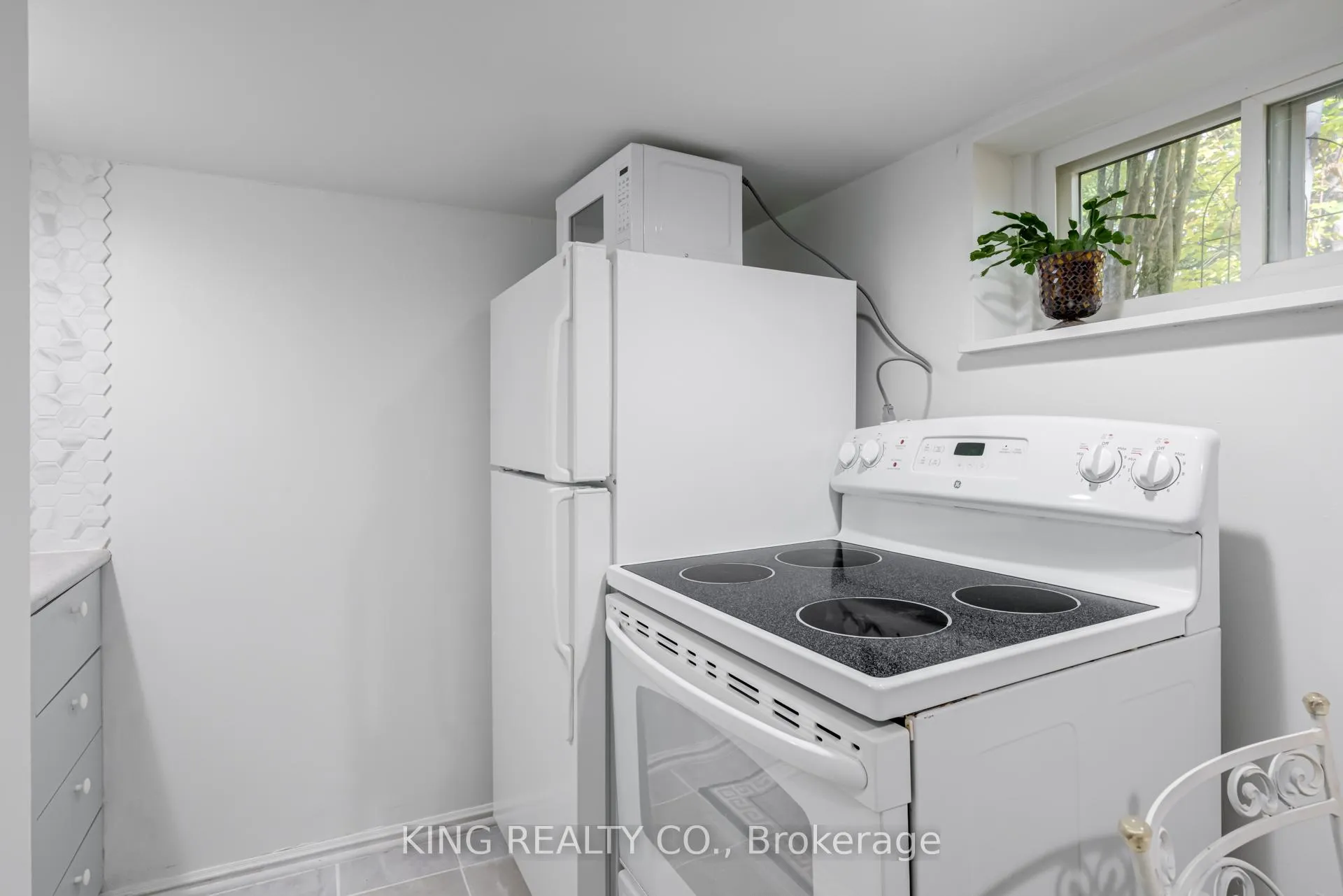 Photo 21 of 116 Brock Street, Kitchener — HOMEH