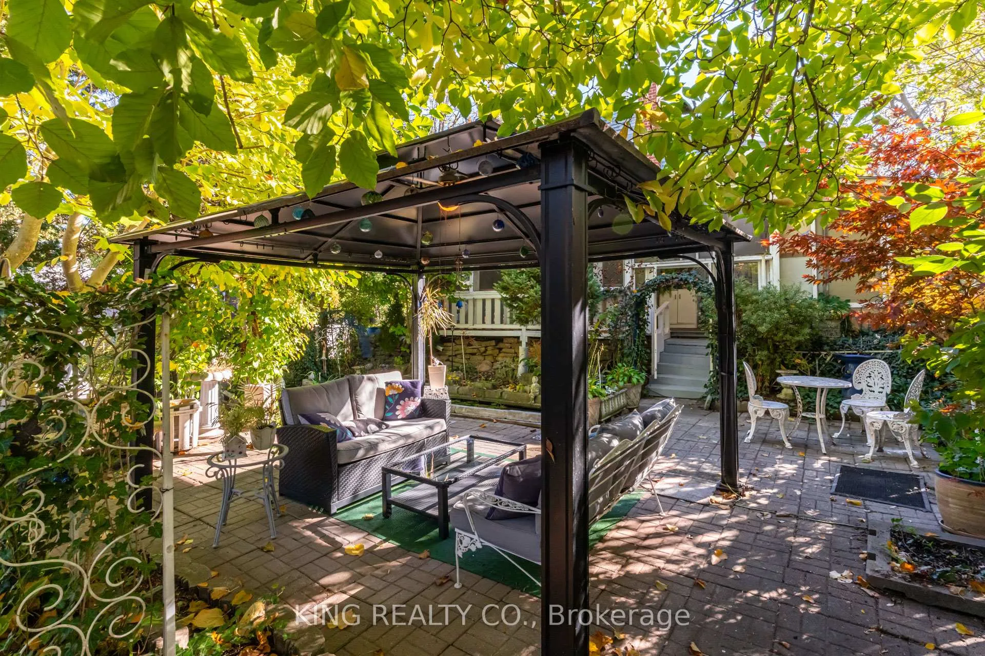 Photo 33 of 116 Brock Street, Kitchener — HOMEH