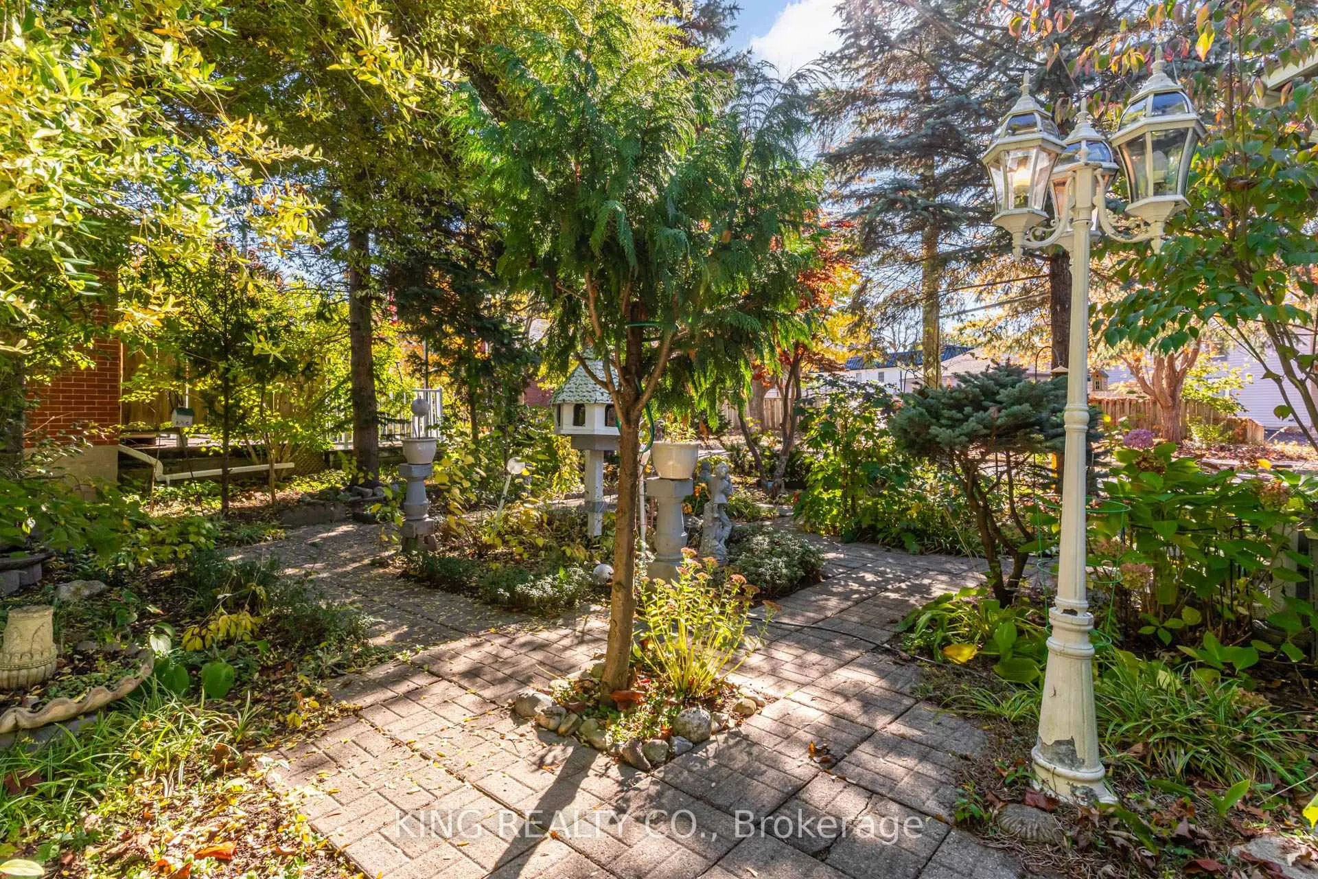 Photo 37 of 116 Brock Street, Kitchener — HOMEH