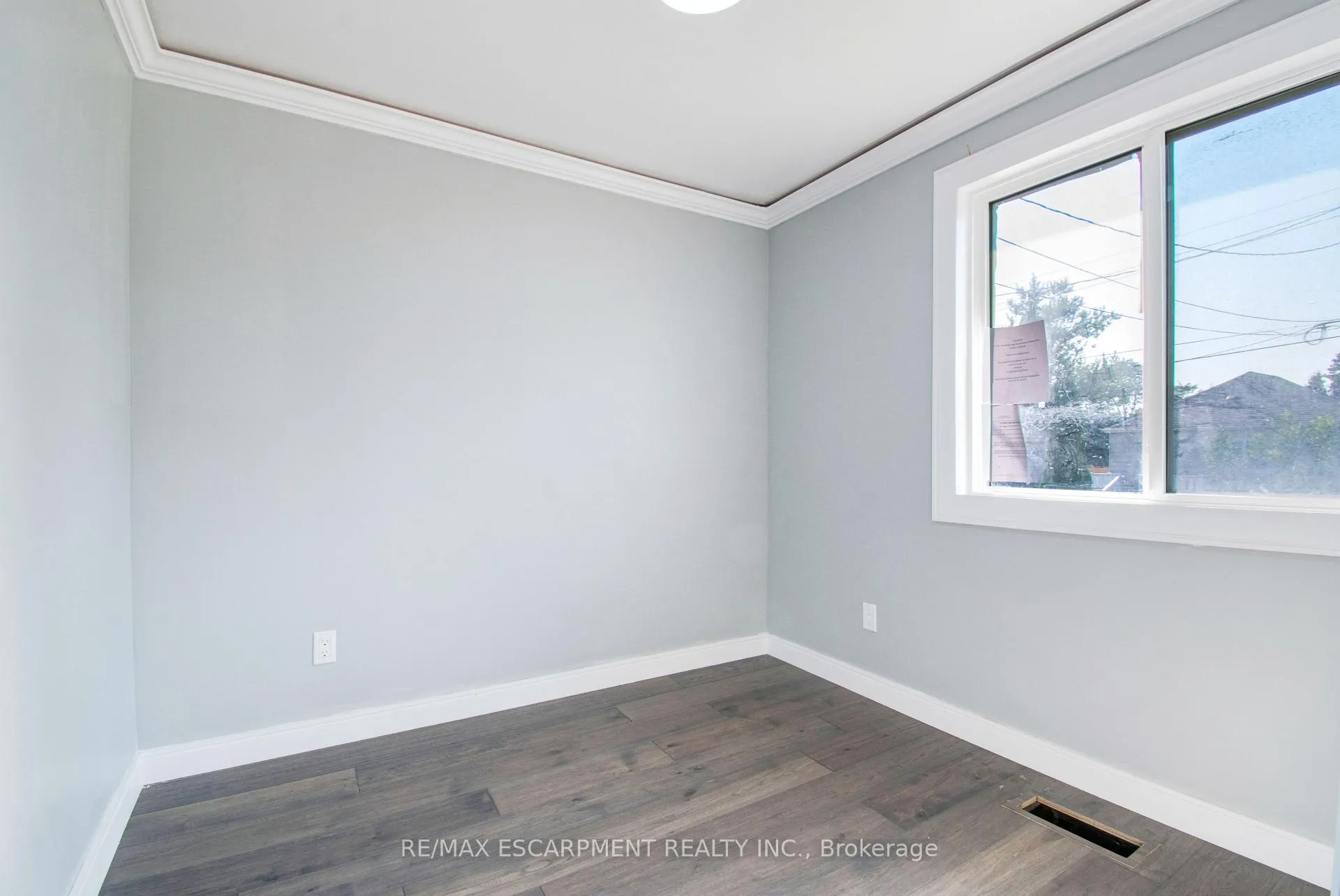Photo 9 of 85 East 37th Street, Hamilton, Macassa — HOMEH