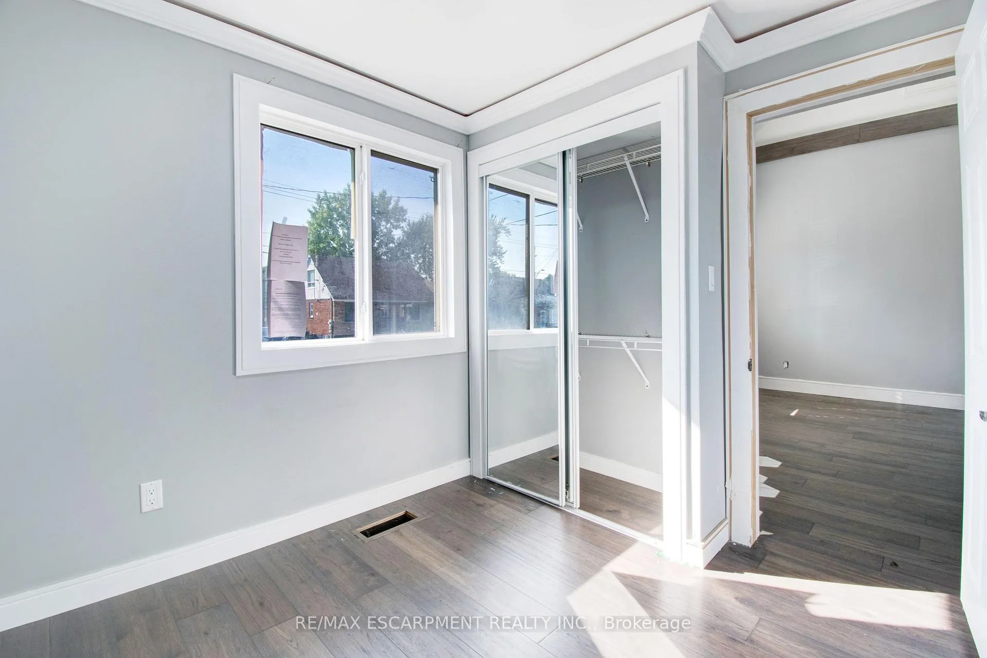Photo 10 of 85 East 37th Street, Hamilton, Macassa — HOMEH