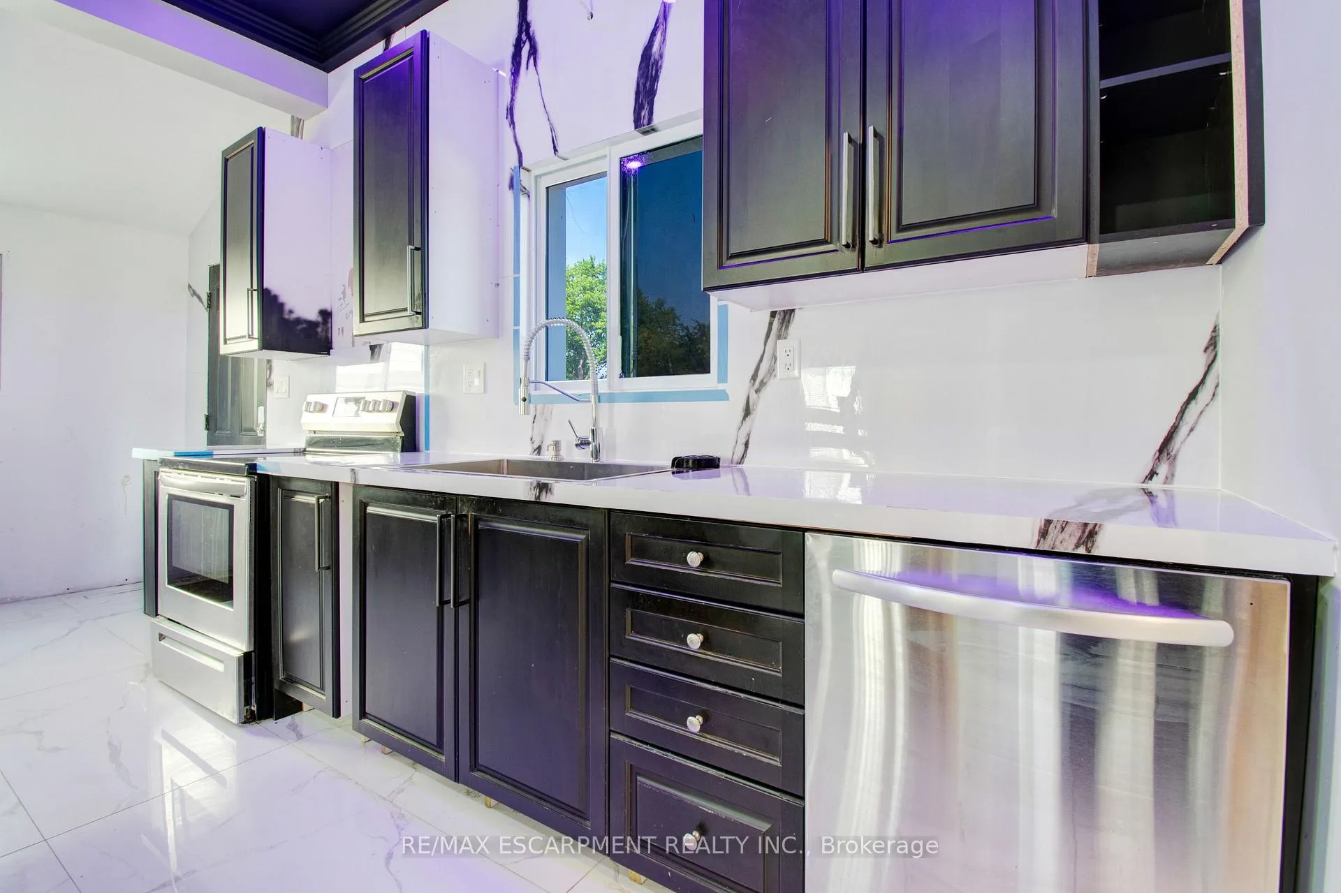 Photo 18 of 85 East 37th Street, Hamilton, Macassa — HOMEH