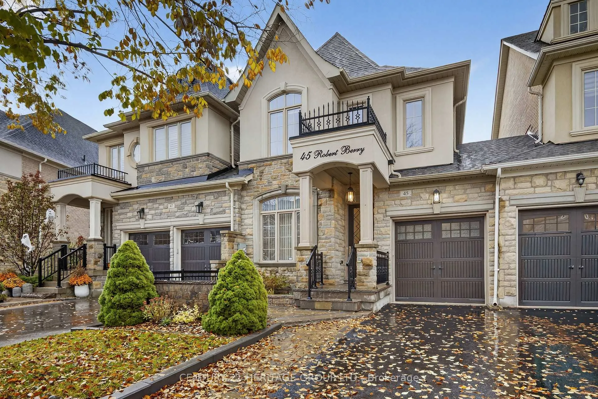 Front of 45 Robert Berry Crescent