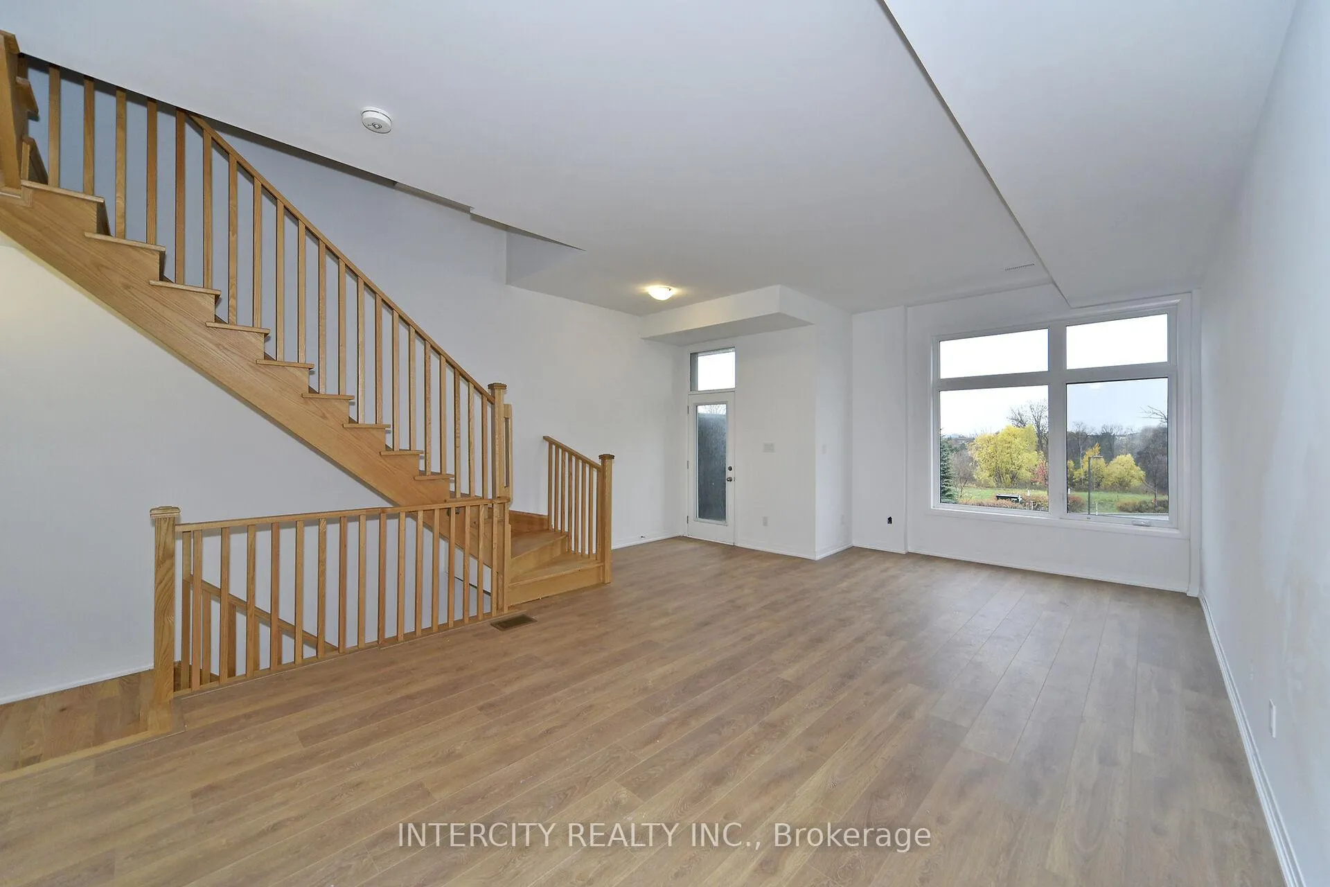 Photo 11 of 147 Markland Street, Markham, Cachet — HOMEH