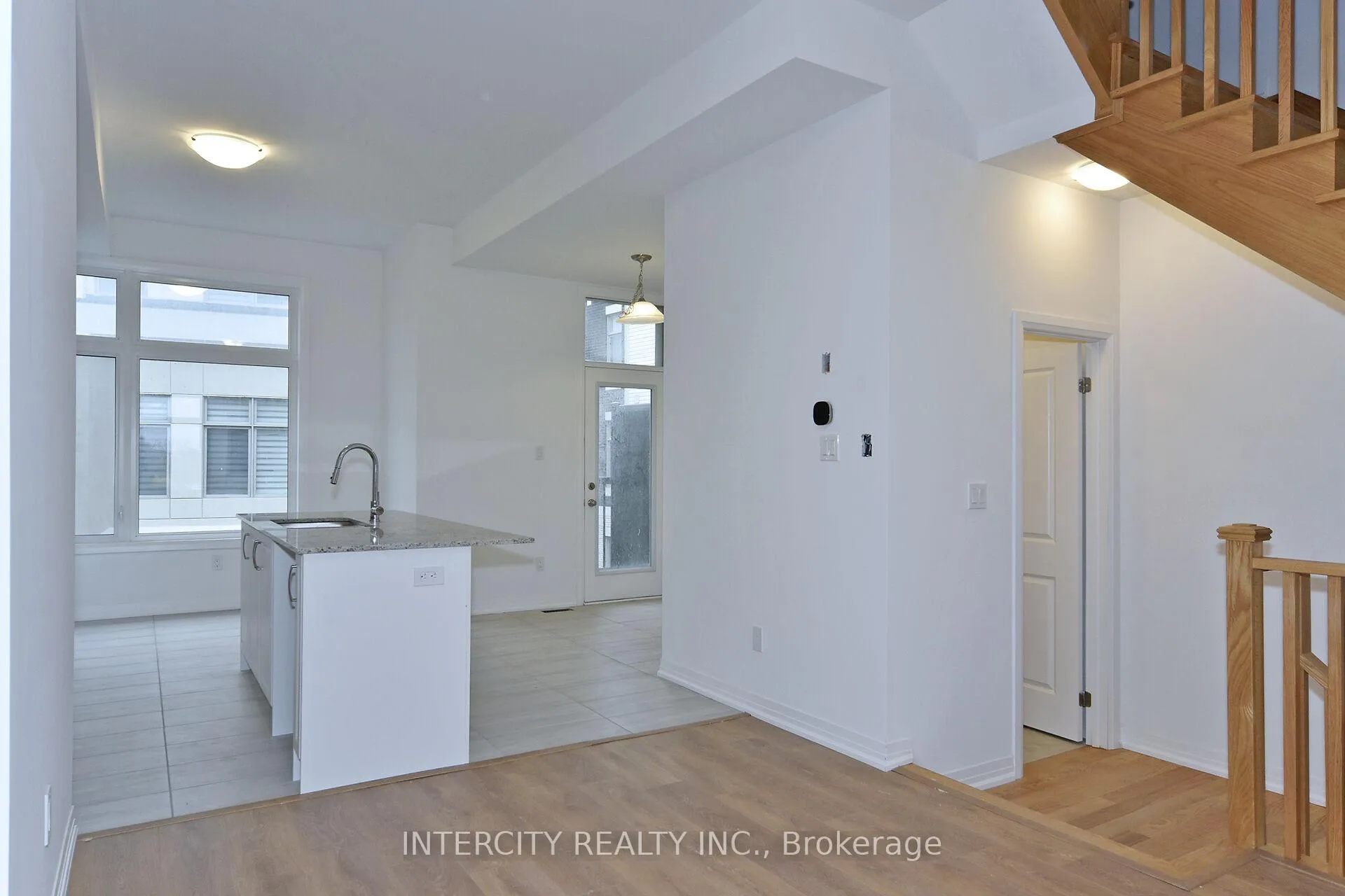 Photo 14 of 147 Markland Street, Markham, Cachet — HOMEH