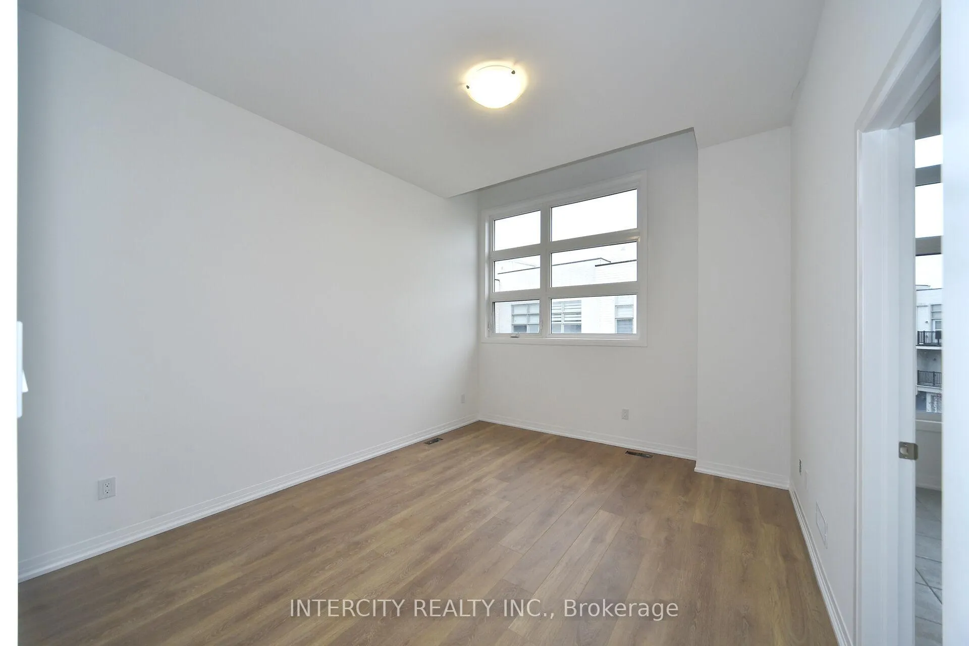 Photo 22 of 147 Markland Street, Markham, Cachet — HOMEH