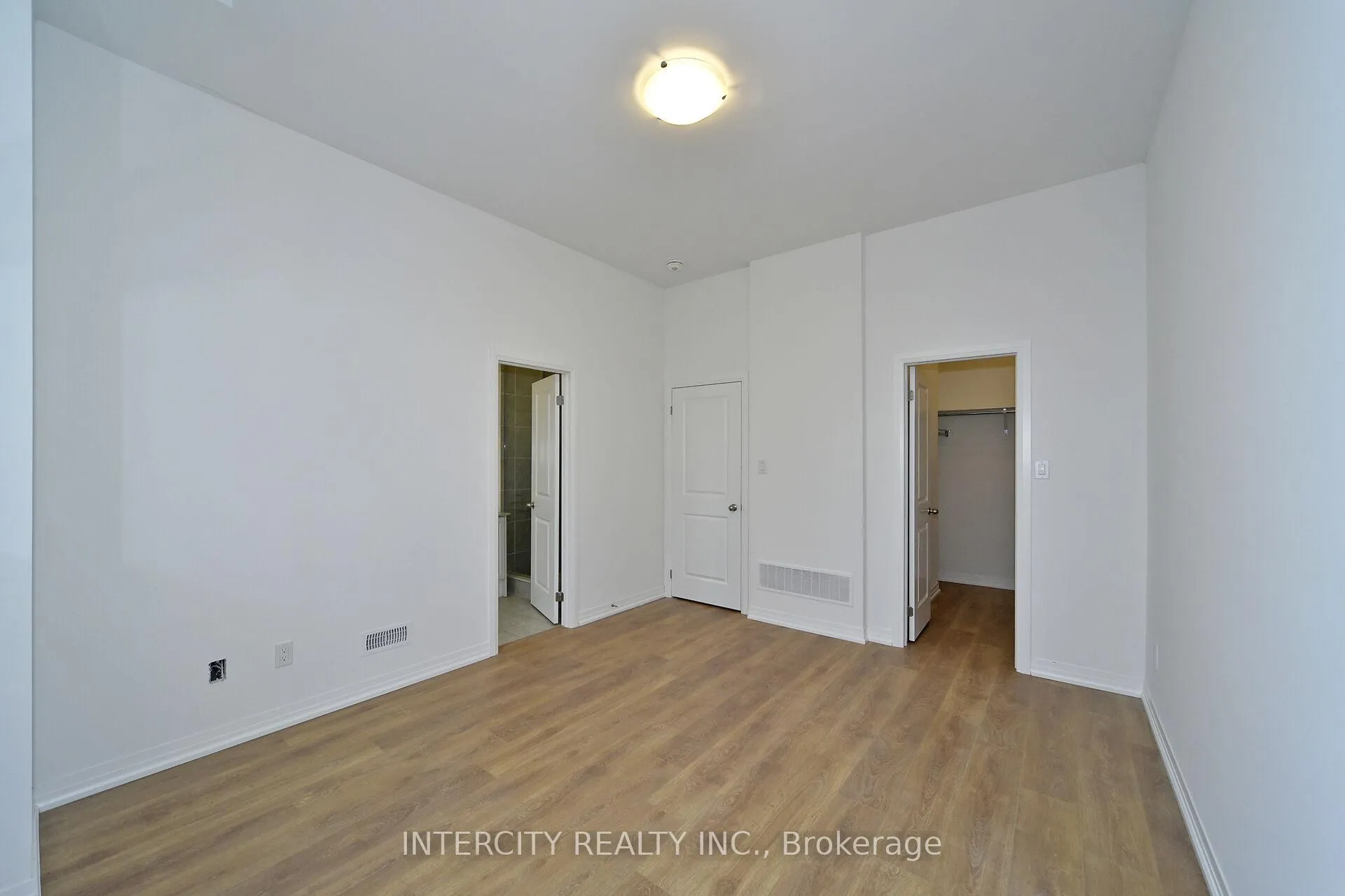 Photo 24 of 147 Markland Street, Markham, Cachet — HOMEH