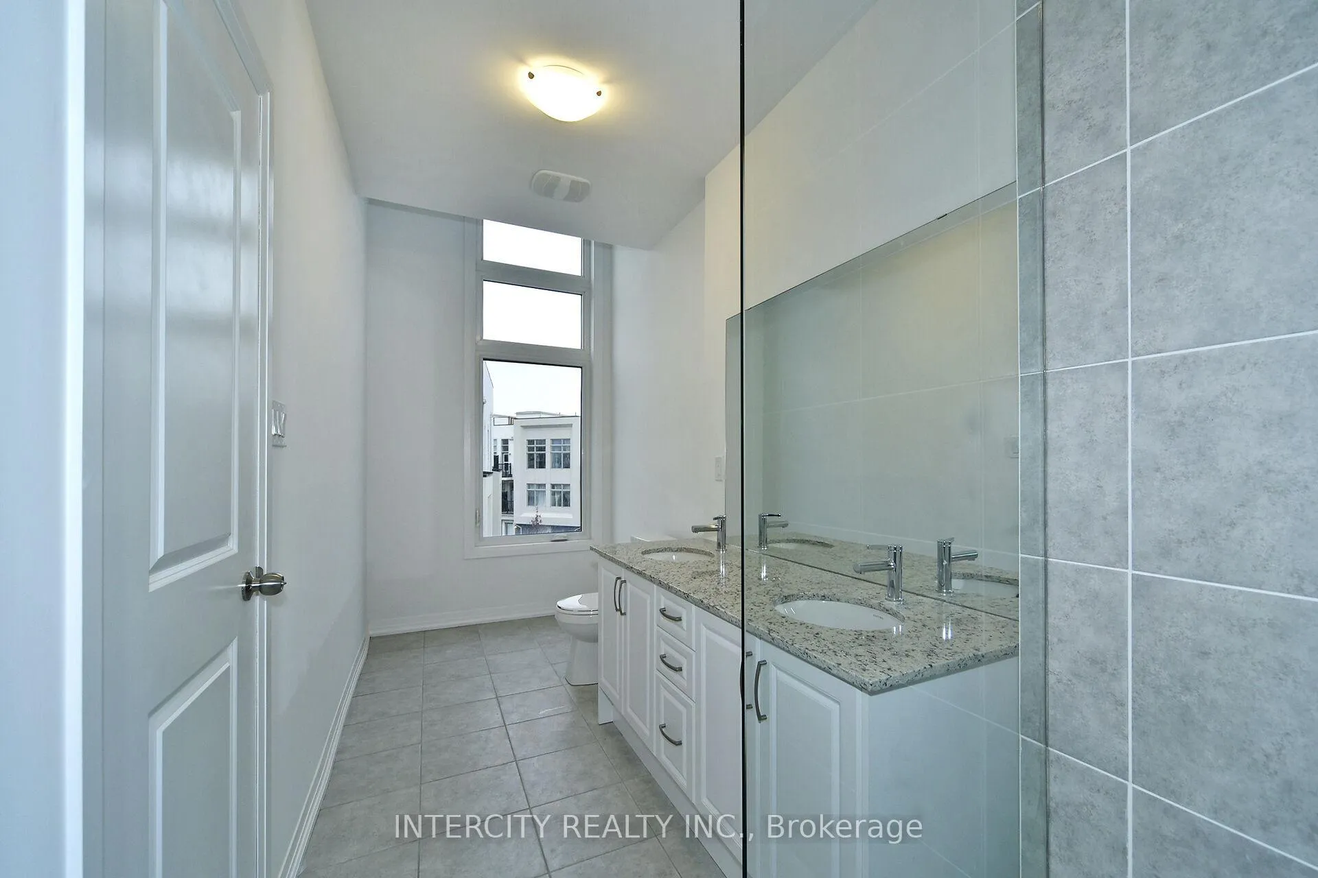Photo 25 of 147 Markland Street, Markham, Cachet — HOMEH
