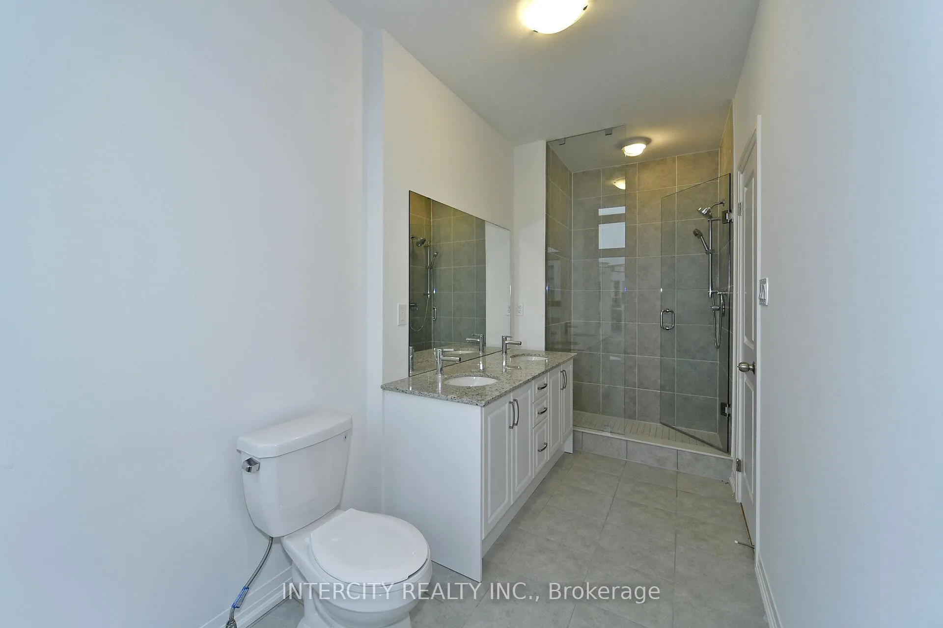 Photo 26 of 147 Markland Street, Markham, Cachet — HOMEH