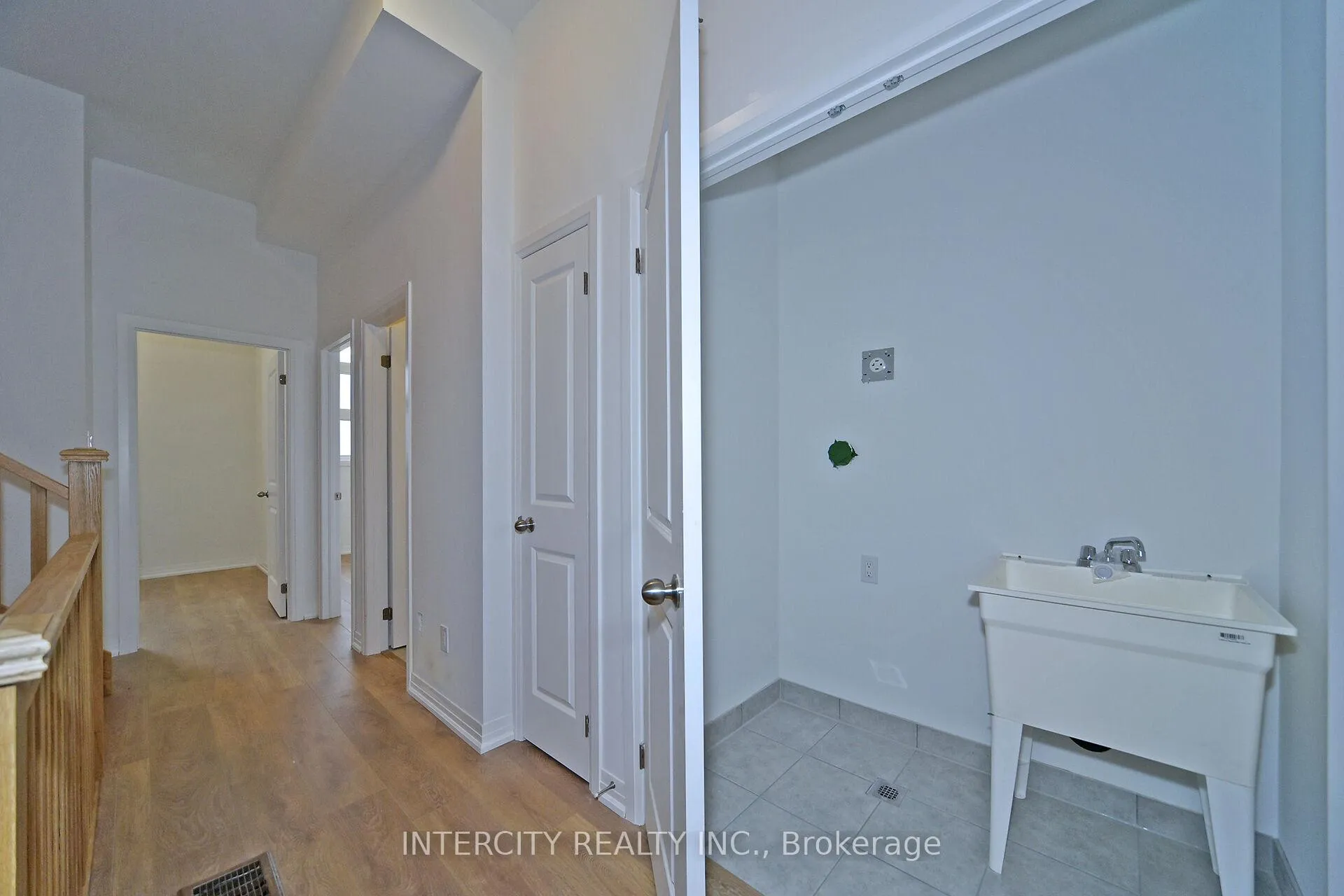 Photo 33 of 147 Markland Street, Markham, Cachet — HOMEH