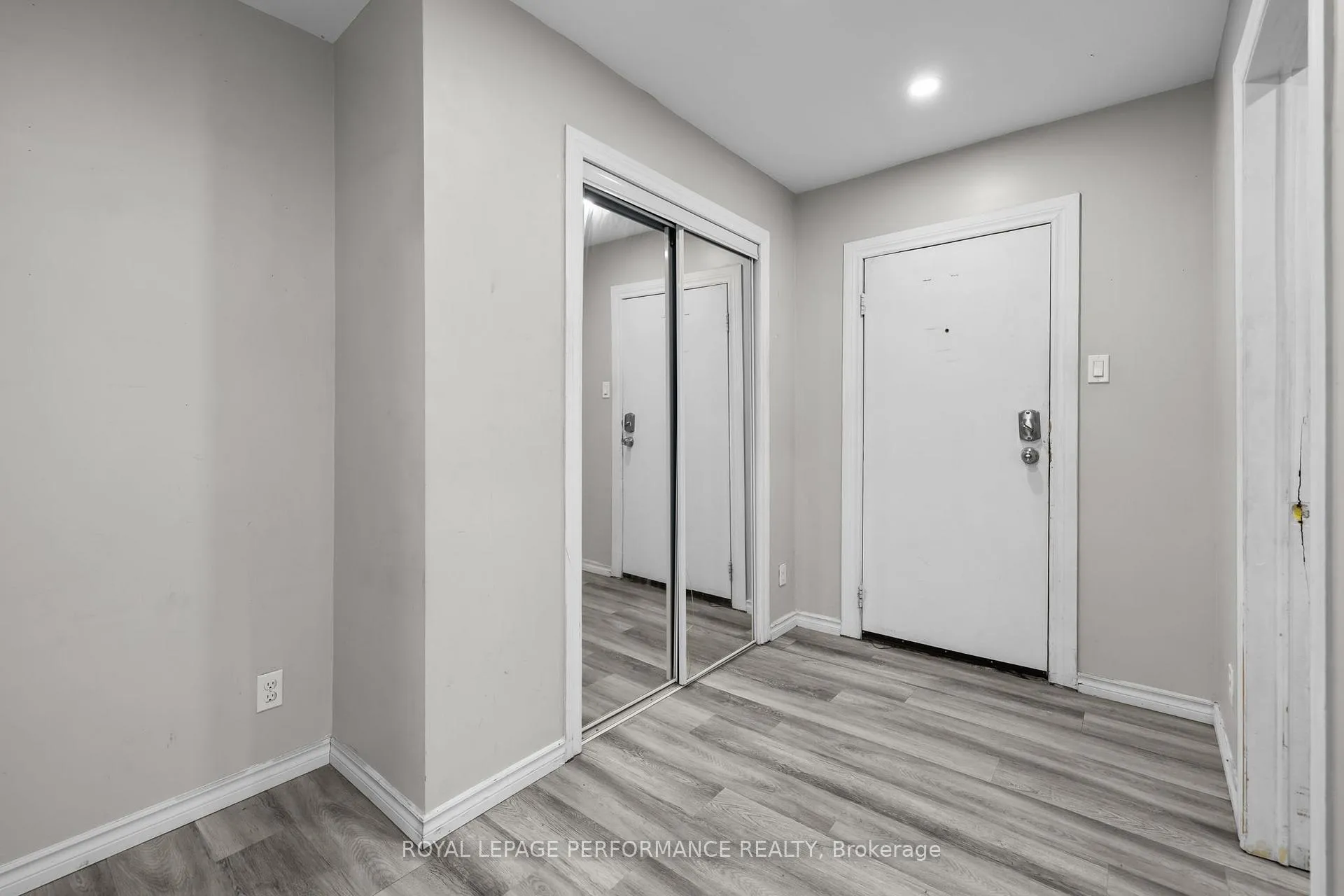 Photo 9 of 267 Lalemant Street, Ottawa, Vanier — HOMEH