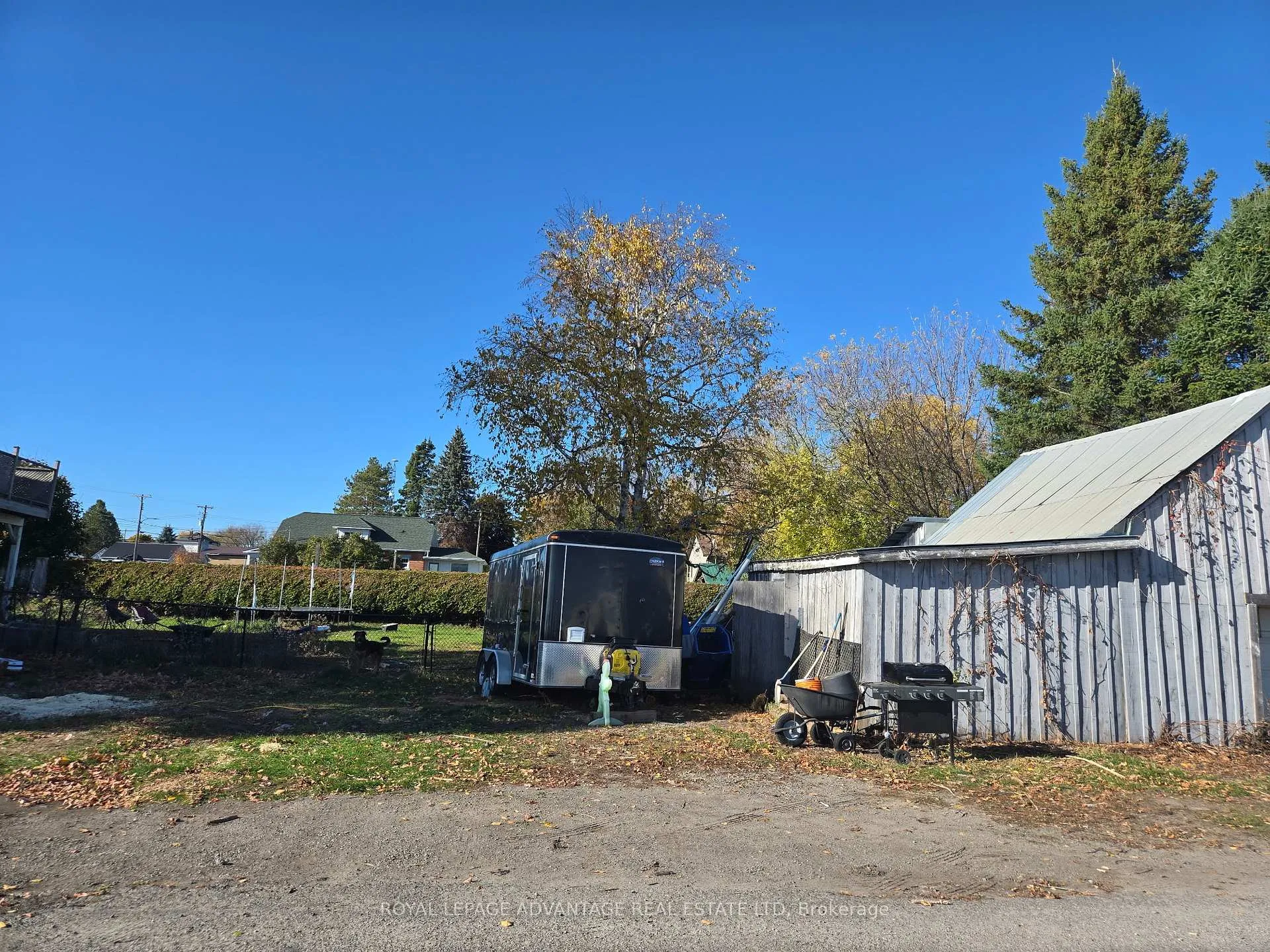 Photo 4 of 73 Alice Street, Smiths Falls — HOMEH