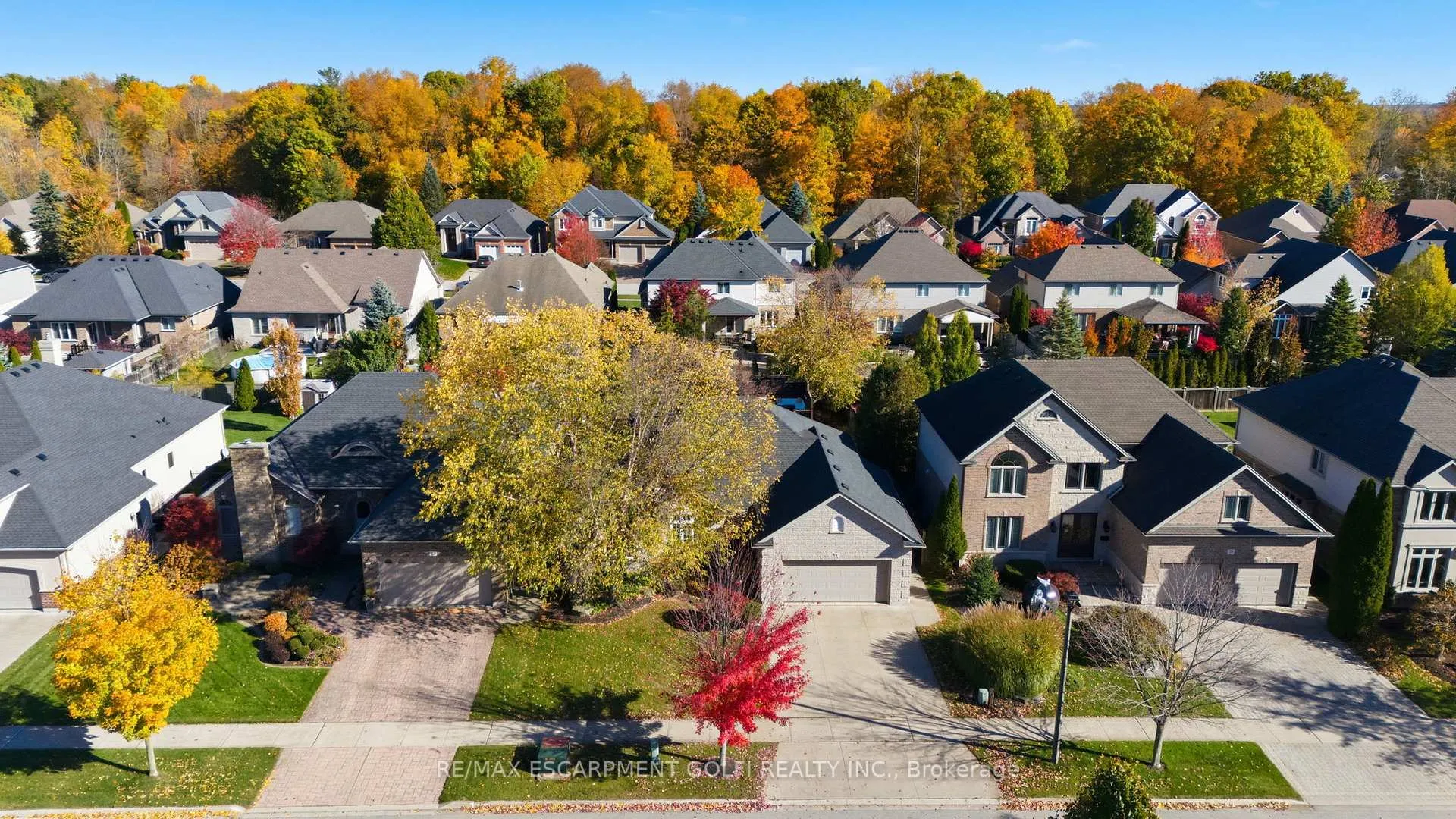 Photo 3 of 81 Timber Creek Crescent, Pelham, Fonthill — HOMEH