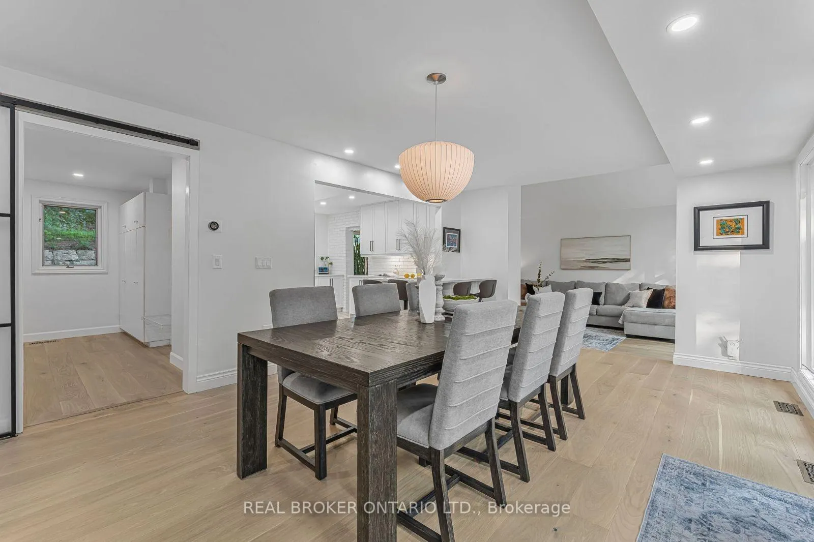 Photo 22 of 937 Montgomery Drive, Hamilton, Ancaster — HOMEH