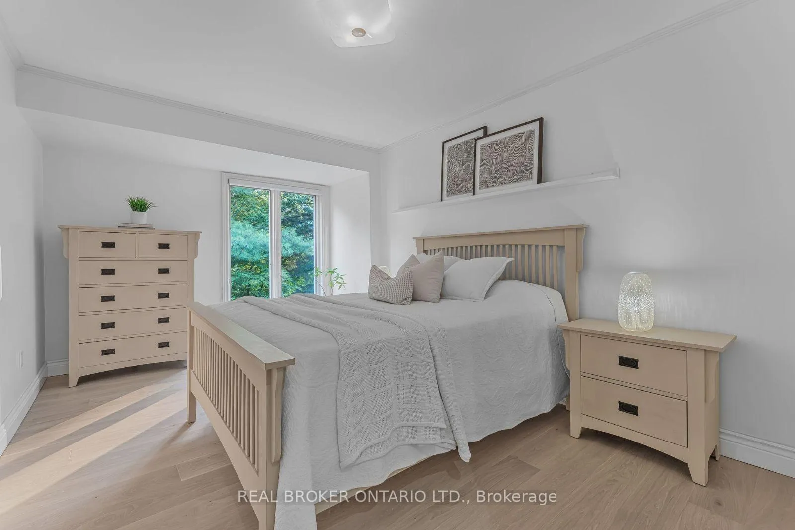 Photo 24 of 937 Montgomery Drive, Hamilton, Ancaster — HOMEH