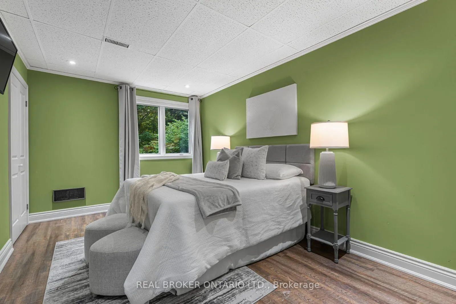 Photo 30 of 937 Montgomery Drive, Hamilton, Ancaster — HOMEH