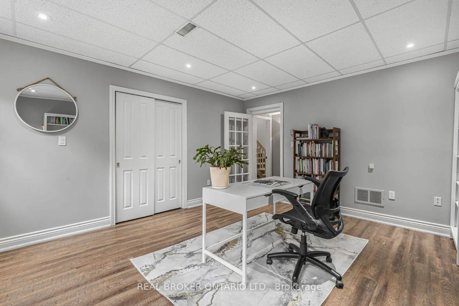 Photo 32 of 937 Montgomery Drive, Hamilton, Ancaster — HOMEH