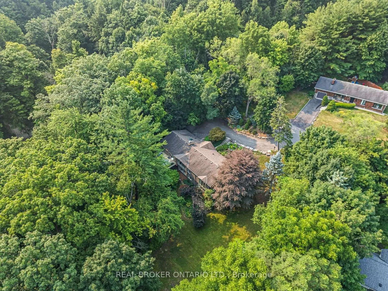 Photo 46 of 937 Montgomery Drive, Hamilton, Ancaster — HOMEH