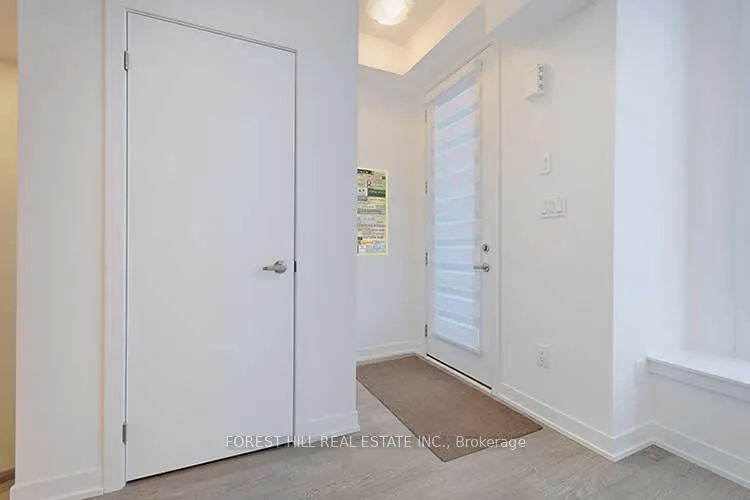 Photo 7 of 4 Deep Roots Terrace, Toronto, Englemount-Lawrence — HOMEH