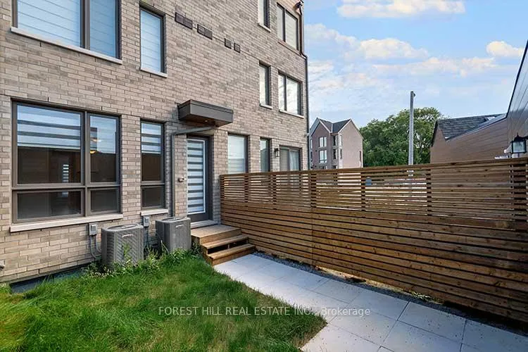 Photo 42 of 4 Deep Roots Terrace, Toronto, Englemount-Lawrence — HOMEH