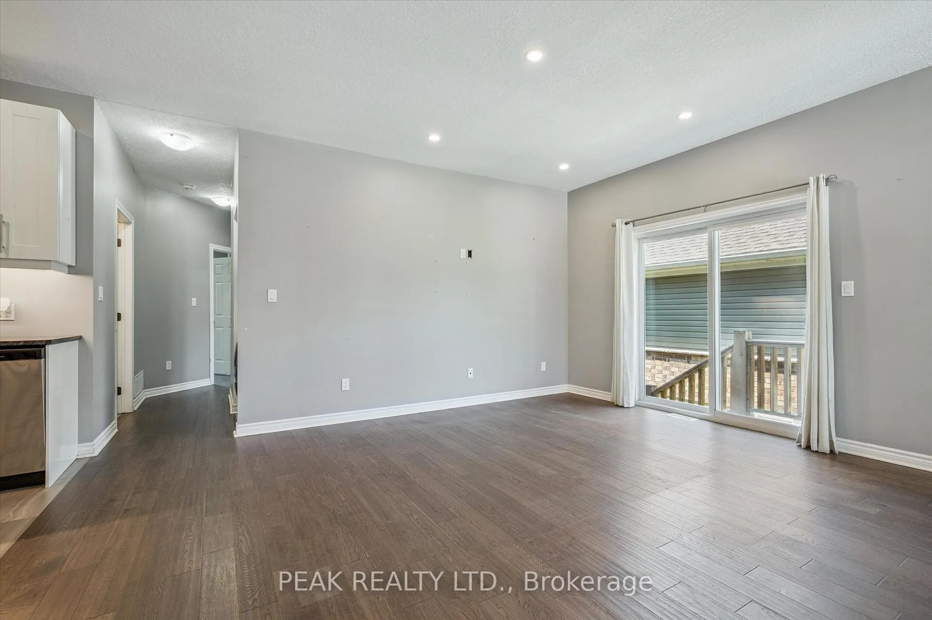 Photo 16 of 22 Ann Street S, Minto — HOMEH