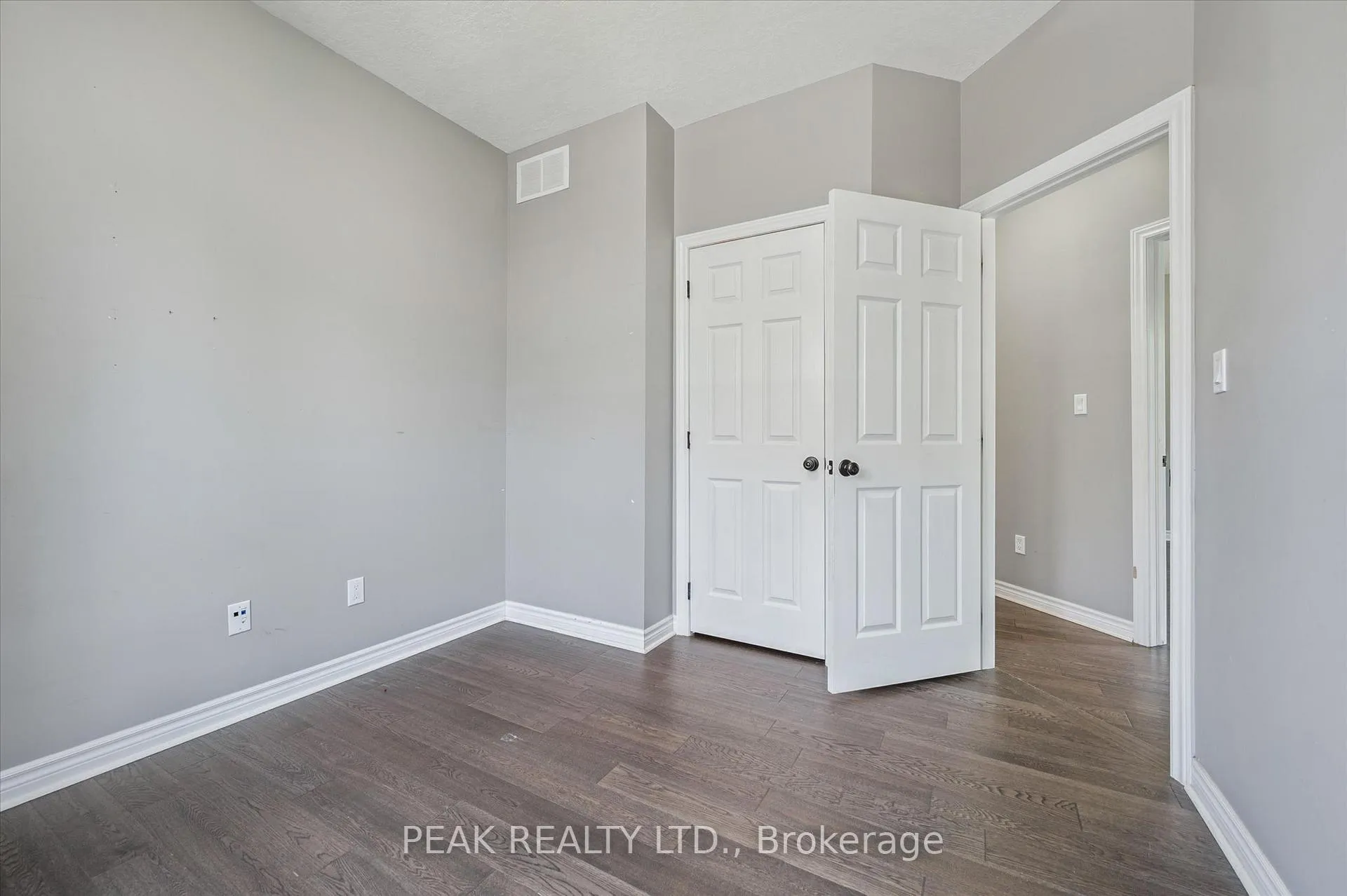Photo 19 of 22 Ann Street S, Minto — HOMEH