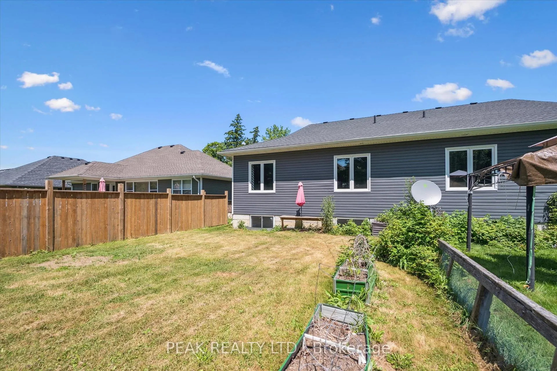 Photo 36 of 22 Ann Street S, Minto — HOMEH