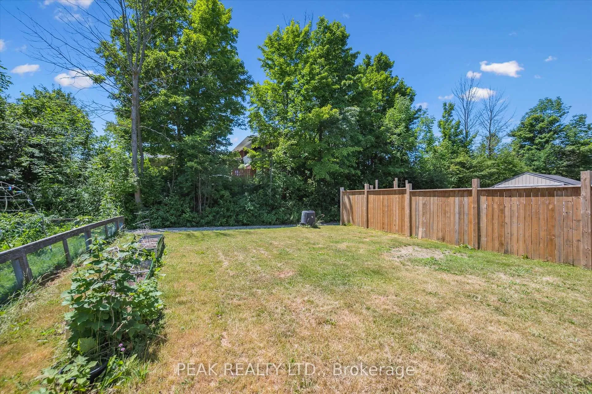 Photo 38 of 22 Ann Street S, Minto — HOMEH